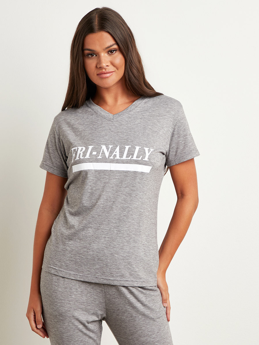 Styli Printed V Neck T-shirt and Plain Cuffed Jogger Lounge Set-women-clothing-nightwear-pyjamas-bottoms-image-2