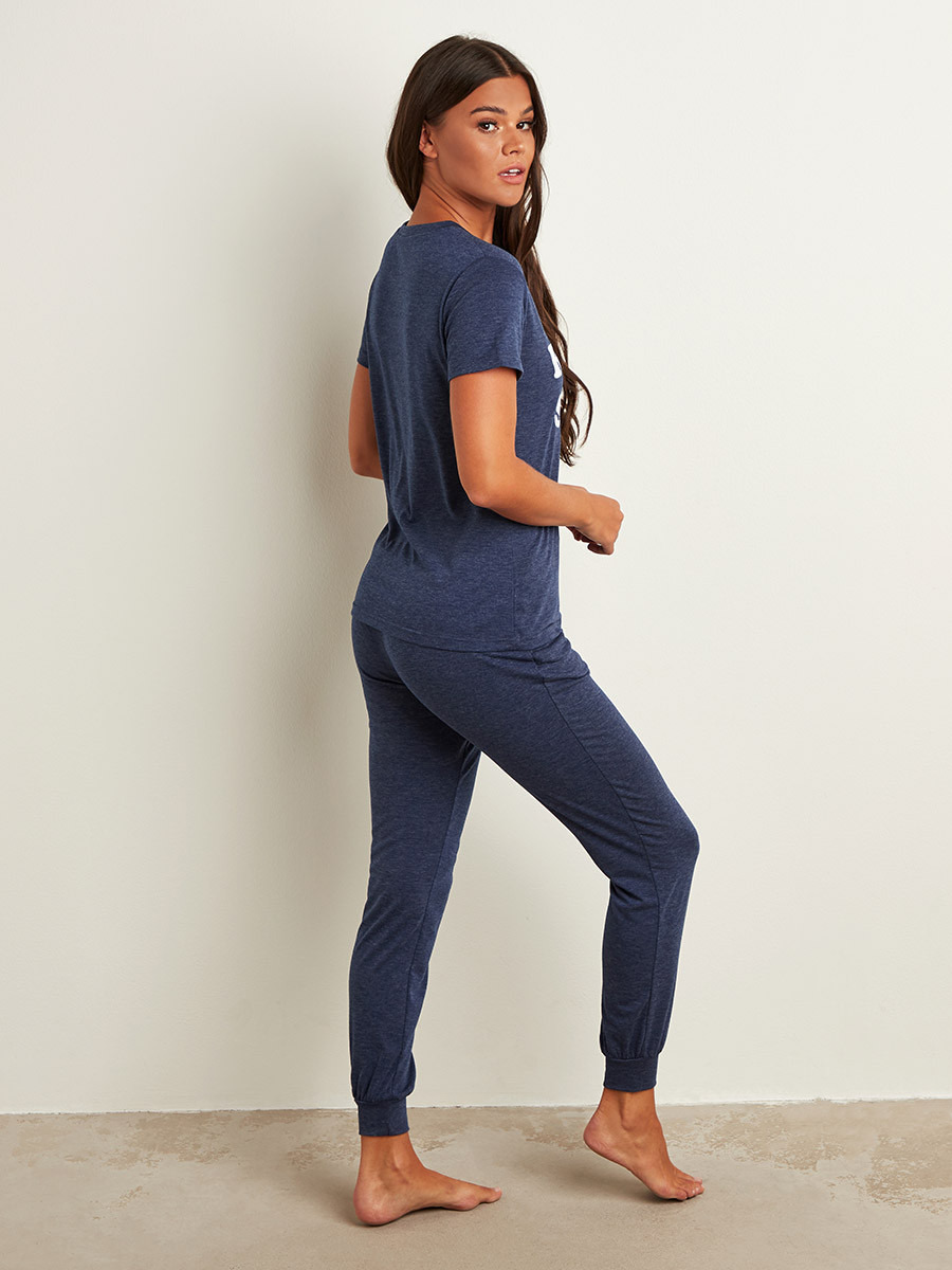 مجموعة من بلوزة مطبوعة وبنطلون رياضي من ستايلي-women-clothing-nightwear-pyjamas-longsets-image-4