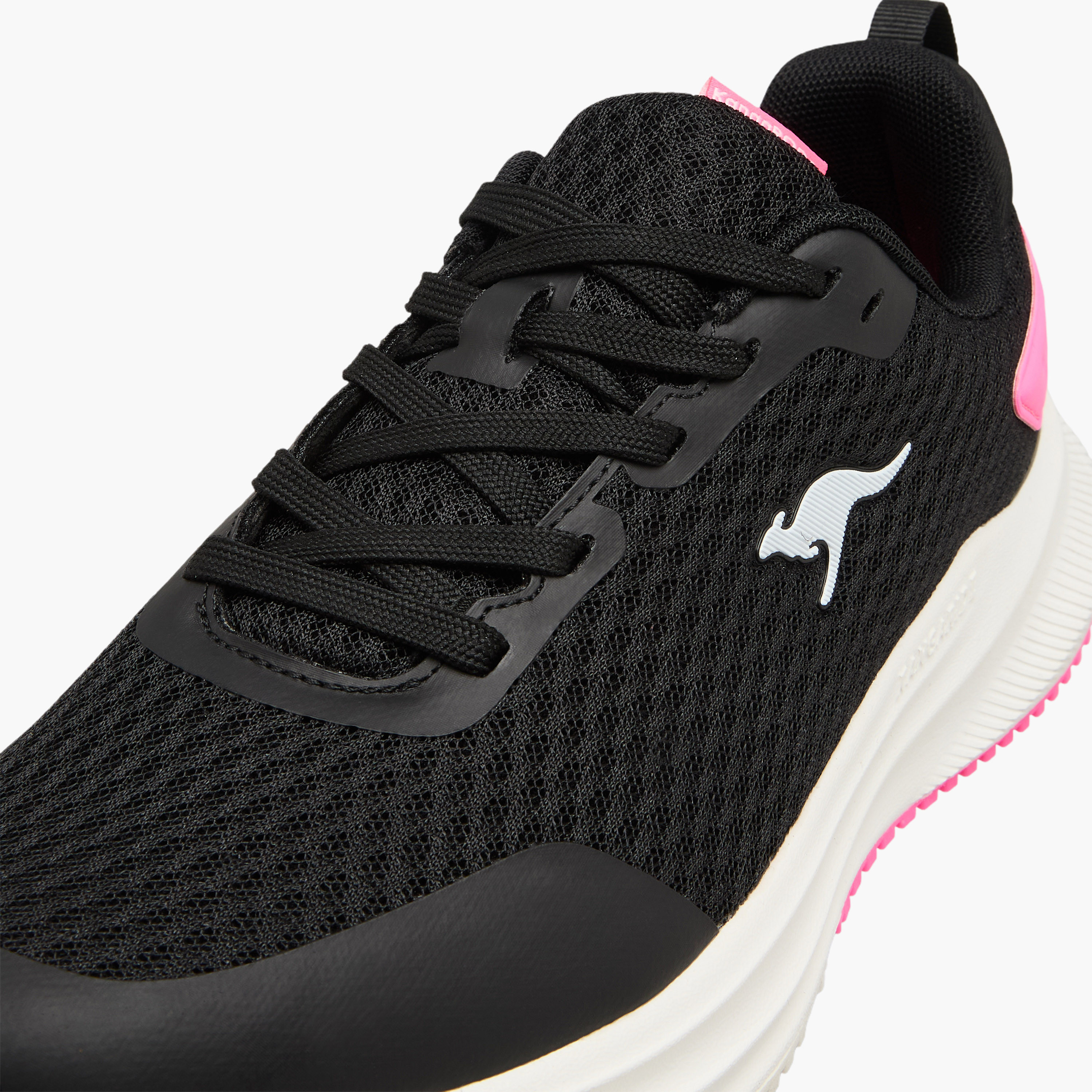 حذاء رياضي برباط إغلاق للنساء من كانجاروز-women-shoes-sneakers-image-4
