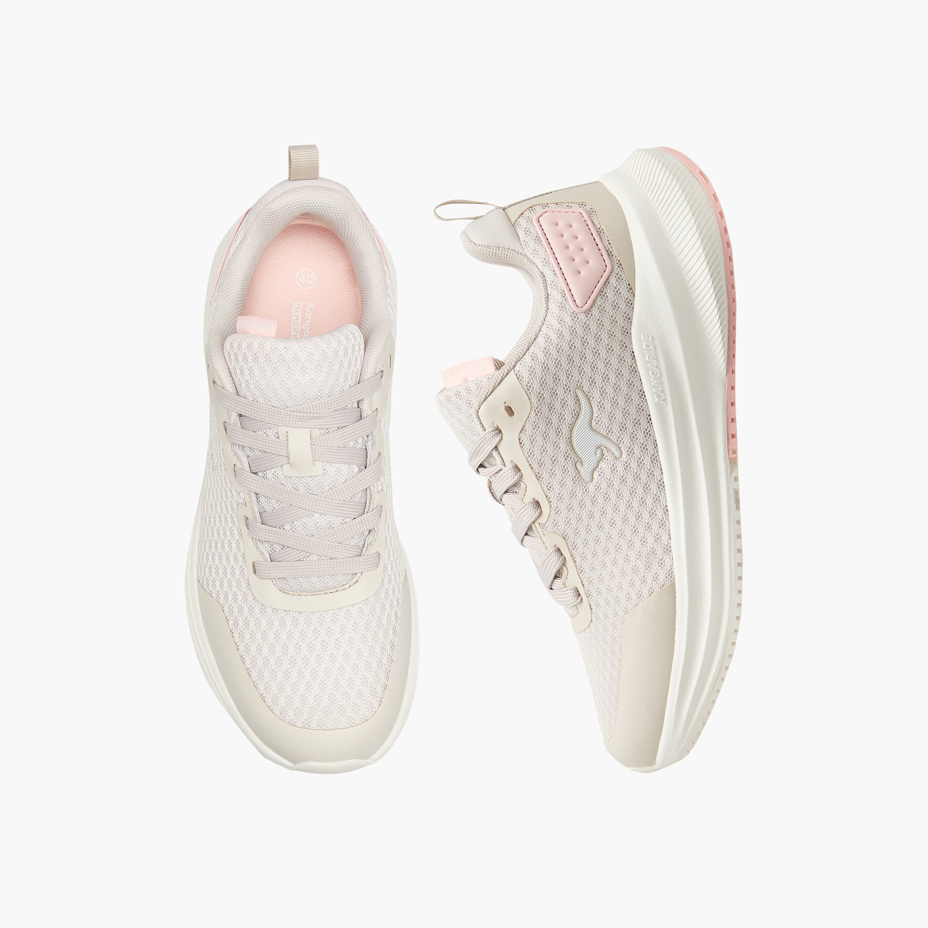 حذاء رياضي برباط إغلاق للنساء من كانجاروز-women-shoes-sneakers-image-1