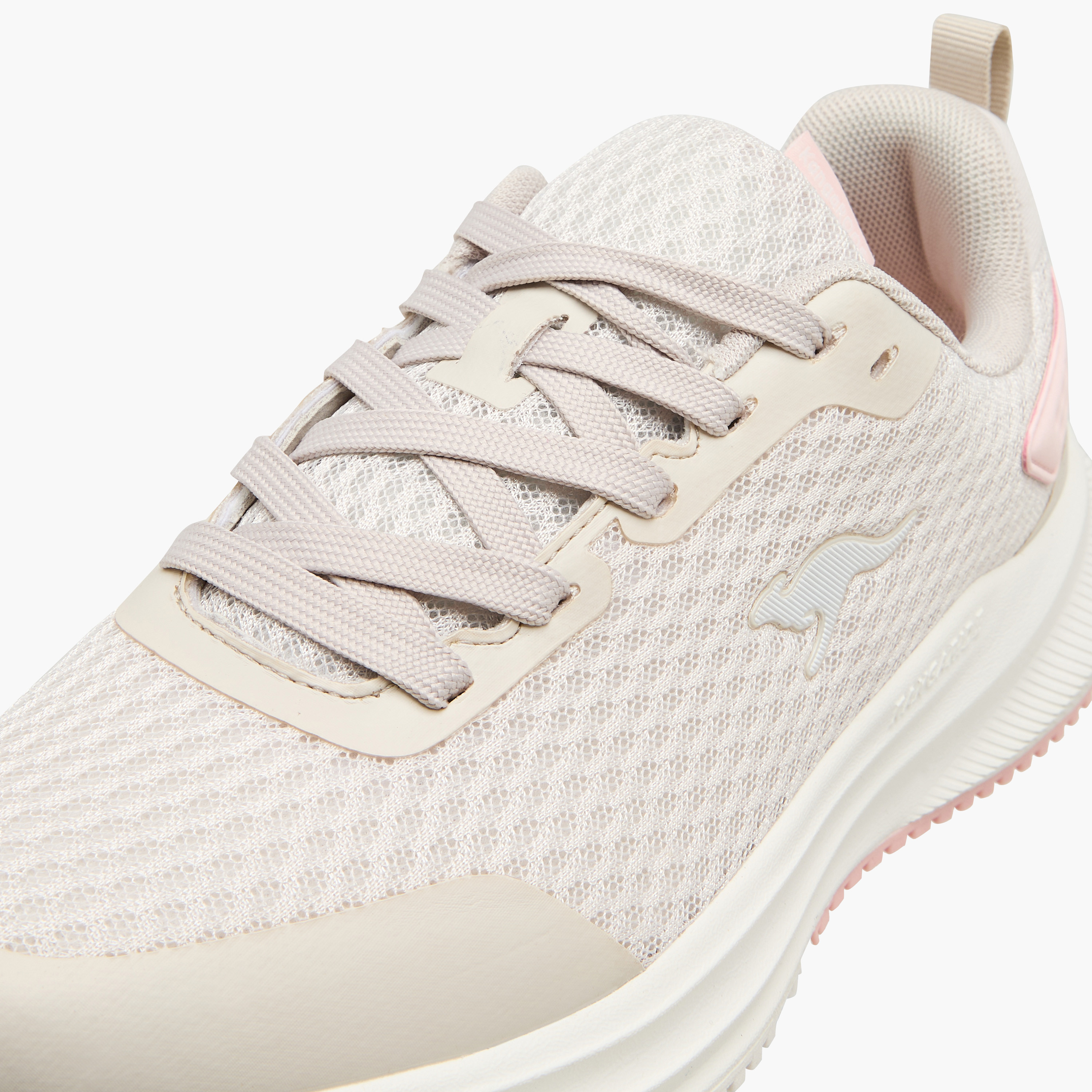 حذاء رياضي برباط إغلاق للنساء من كانجاروز-women-shoes-sneakers-image-4