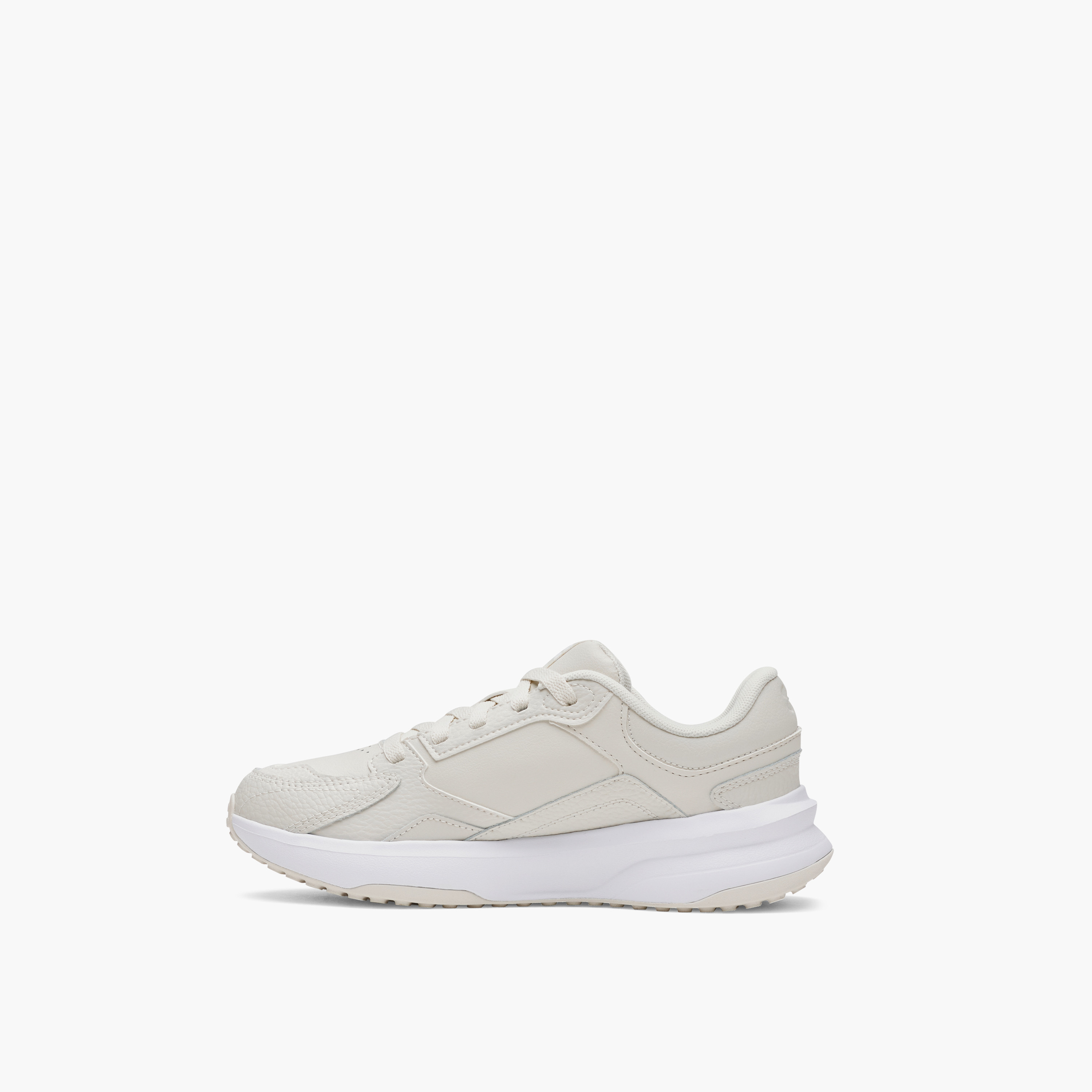 حذاء رياضي منخفض الكاحل برباط من الجلد برباط من أندر آرمور للنساء 3028569 | OE-sports-women-shoes-image-3