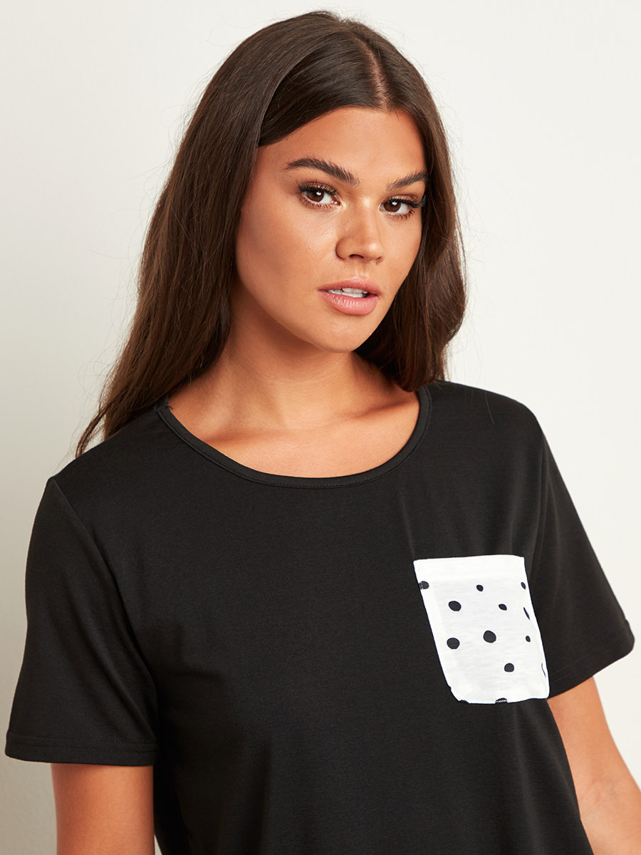 Styli Printed Pocket Regular Fit T-shirt and Polka Dot Pyjama Set-women-clothing-nightwear-pyjamas-bottoms-image-6