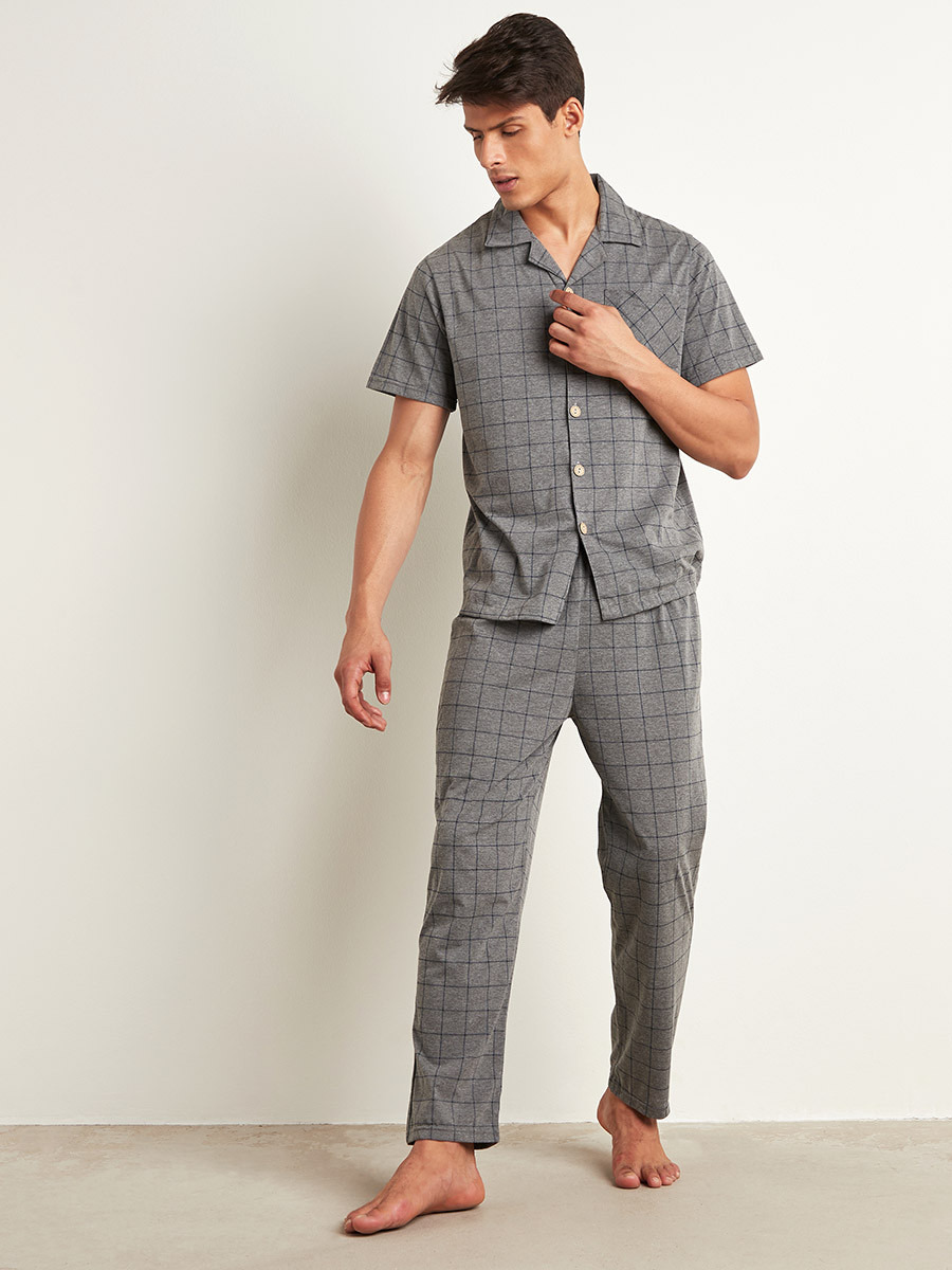 مجموعة من قميص وبنطلون بيجاما من ستايلي-men-clothing-nightwear-sets-image-2