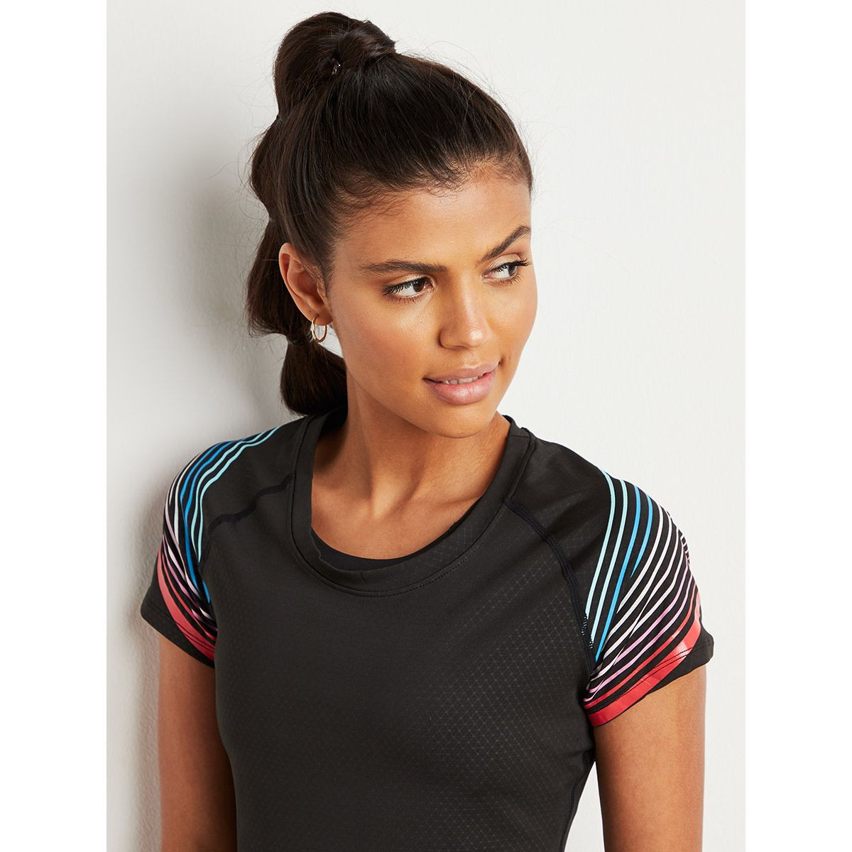 بلوزة رياضية بأكمام قصيرة-sports-women-clothing-tshirtsandvests-image-5