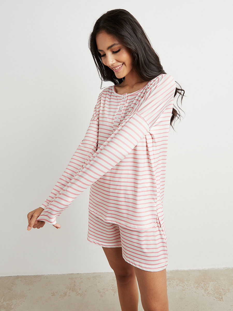 مجموعة من تيشيرت وشورت من ستايلي-women-clothing-nightwear-pyjamas-bottoms-image-5