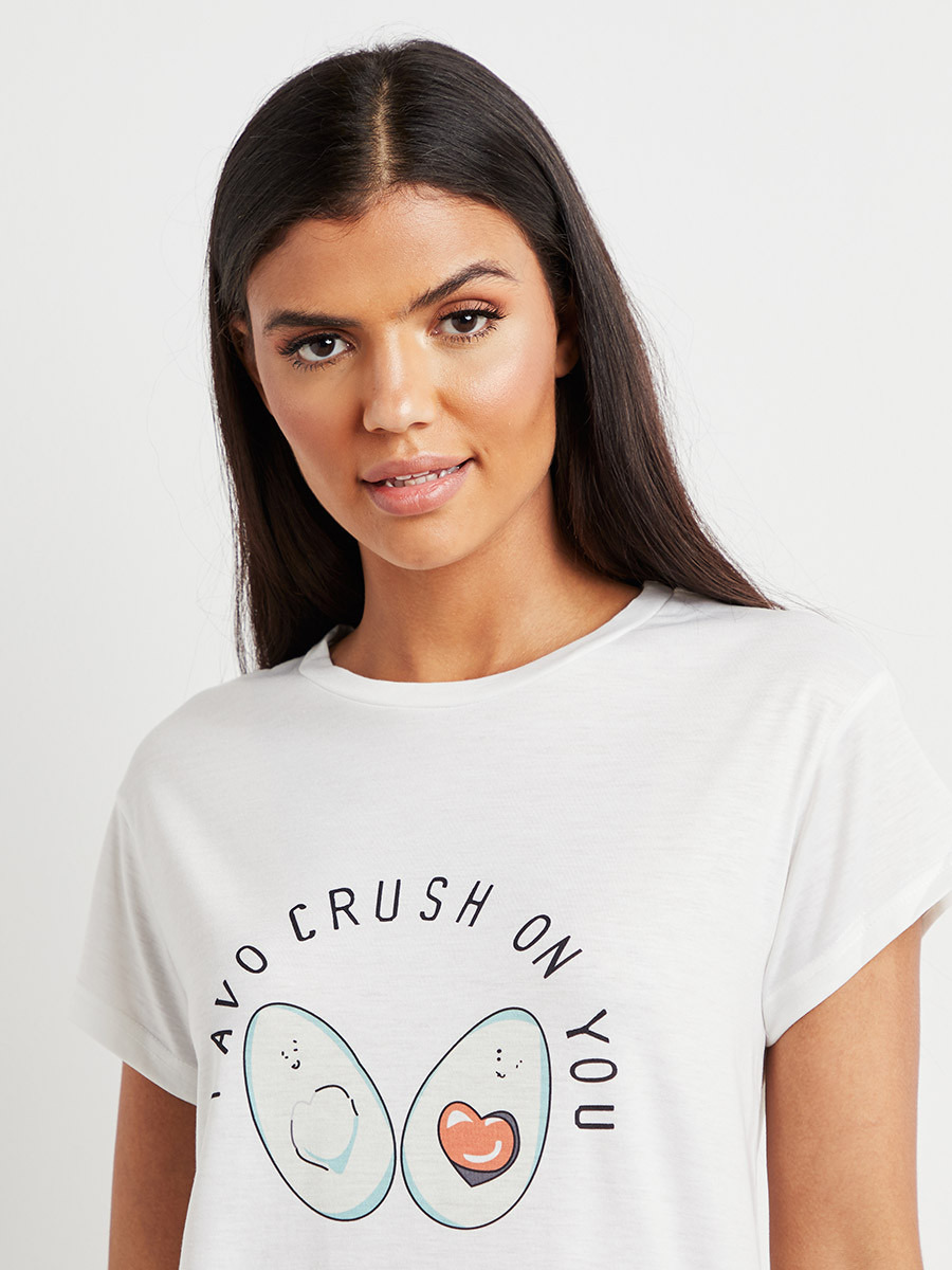 مجموعة من تيشيرت مطبوع وشورت من ستايلي-women-clothing-nightwear-pyjamas-bottoms-image-4