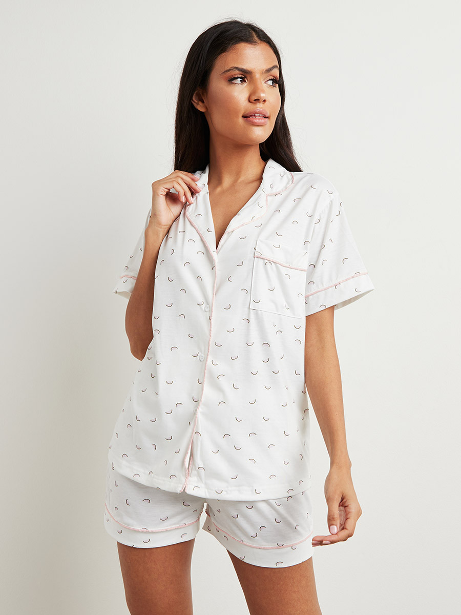 مجموعة من قميص مطبوع وشورت من ستايلي-women-clothing-nightwear-pyjamas-longsets-image-1