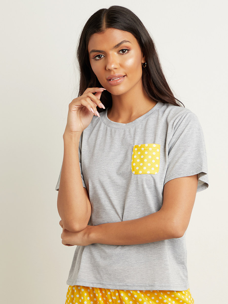 مجموعة من تيشيرت وبنطلون بيجاما من ستايلي-women-clothing-nightwear-pyjamas-bottoms-image-3