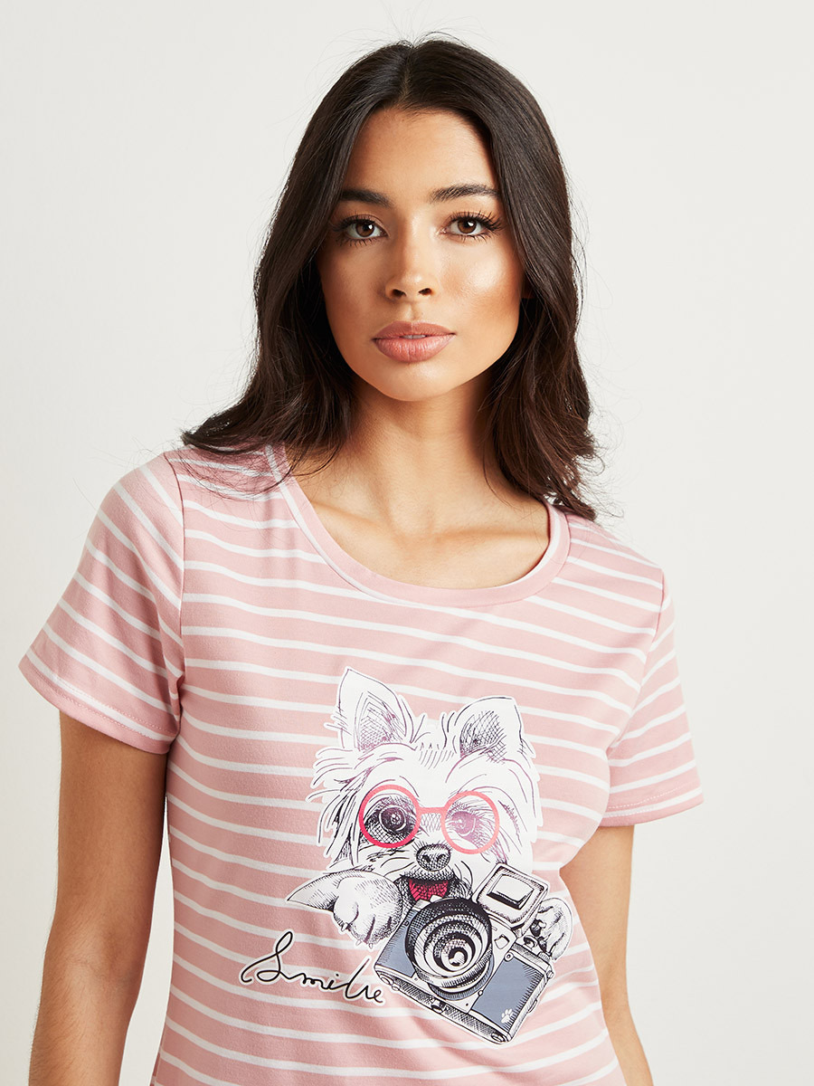 فستان نوم مطبوع بتصميم تيشيرت من ستايلي-women-clothing-nightwear-nighties-image-4