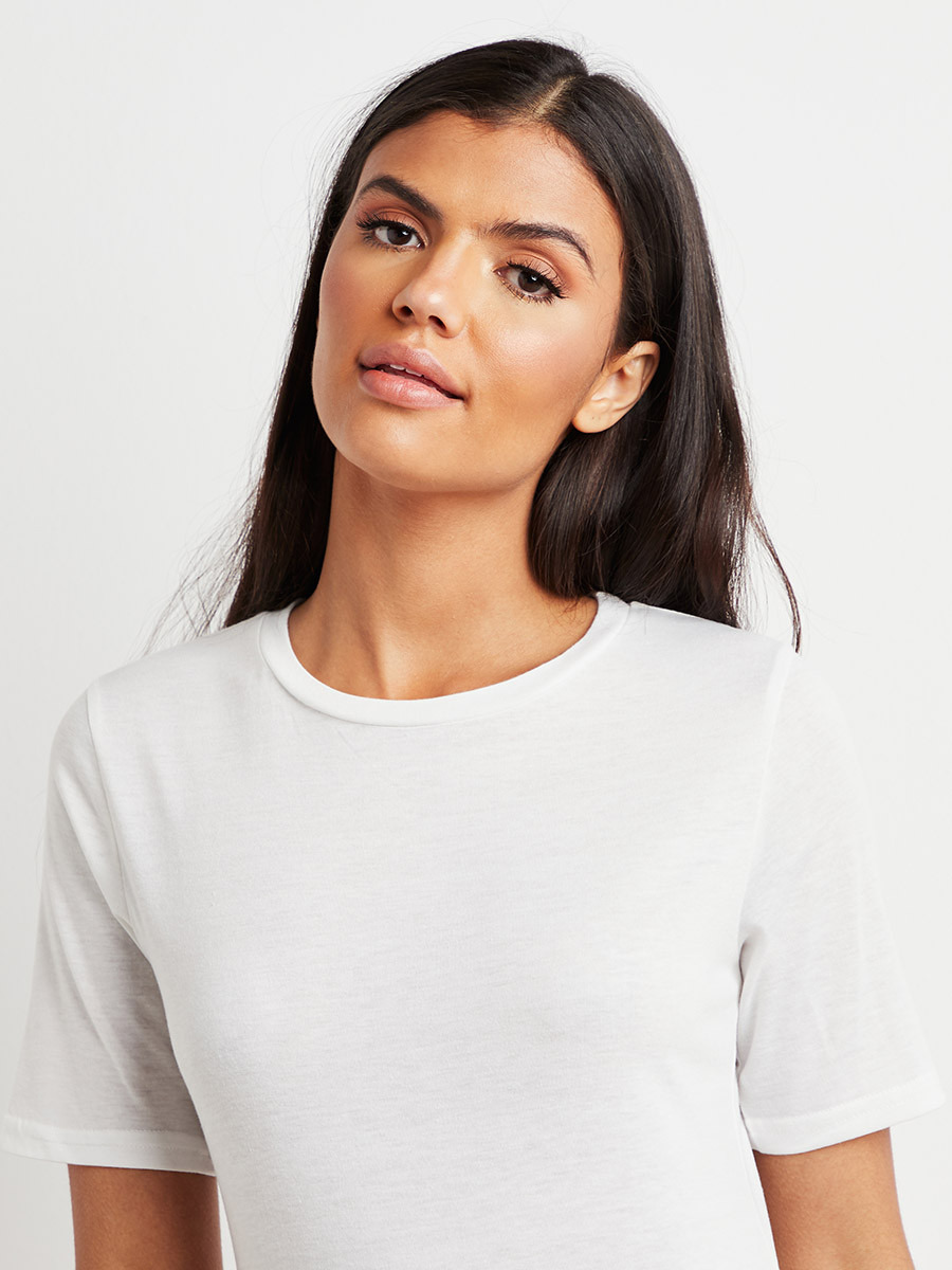 مجموعة من تيشيرت وبنطلون كابري من ستايلي-women-clothing-nightwear-pyjamas-bottoms-image-4