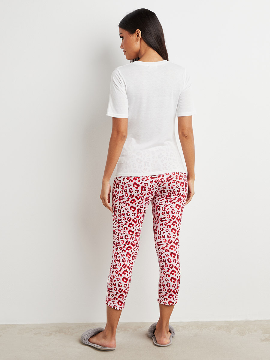 مجموعة من تيشيرت وبنطلون كابري من ستايلي-women-clothing-nightwear-pyjamas-bottoms-image-6