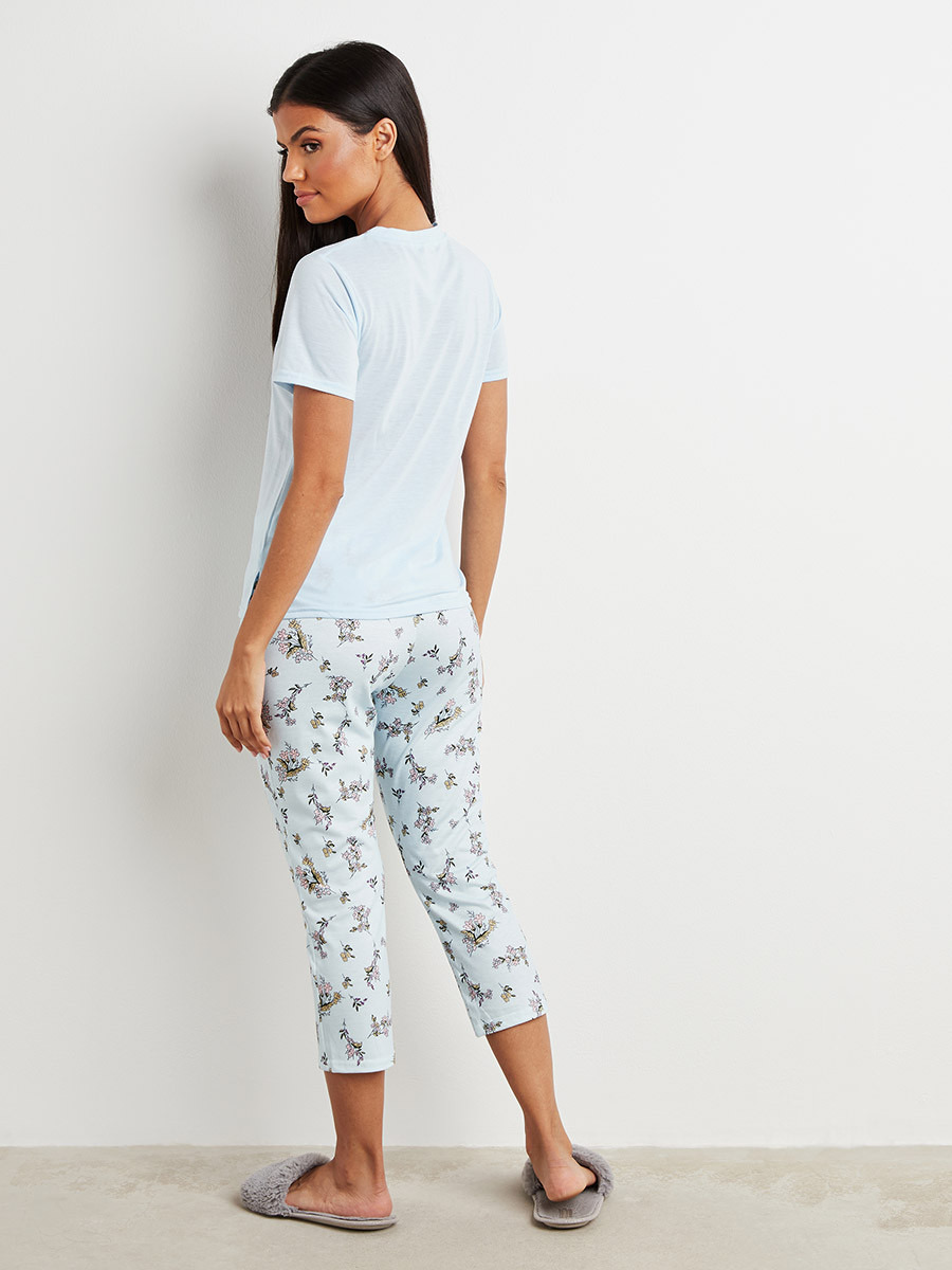 مجموعة من تيشيرت وبنطلون كابري من ستايلي-women-clothing-nightwear-pyjamas-bottoms-image-5