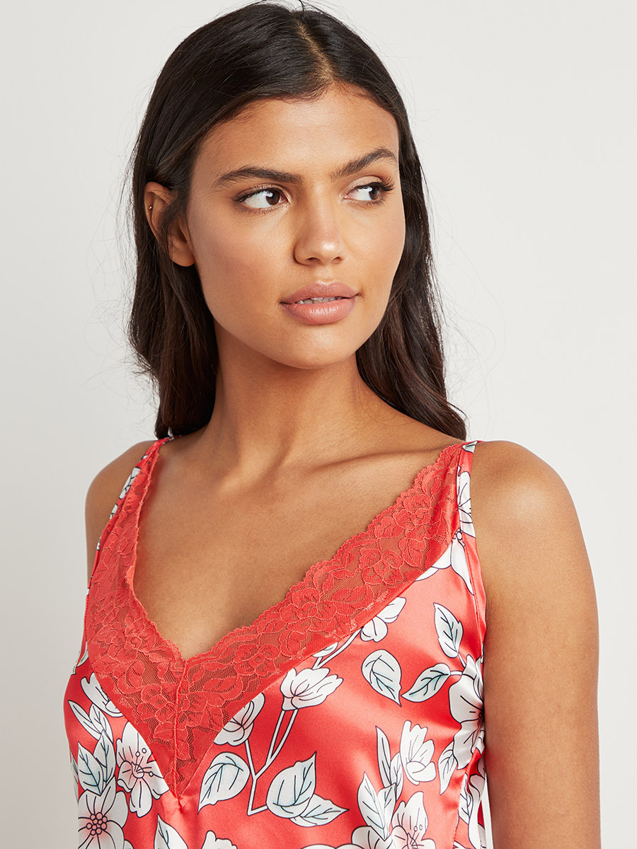 Styli Floral Print Lace Trim Cami and Short Set-women-clothing-nightwear-pyjamas-longsets-image-3