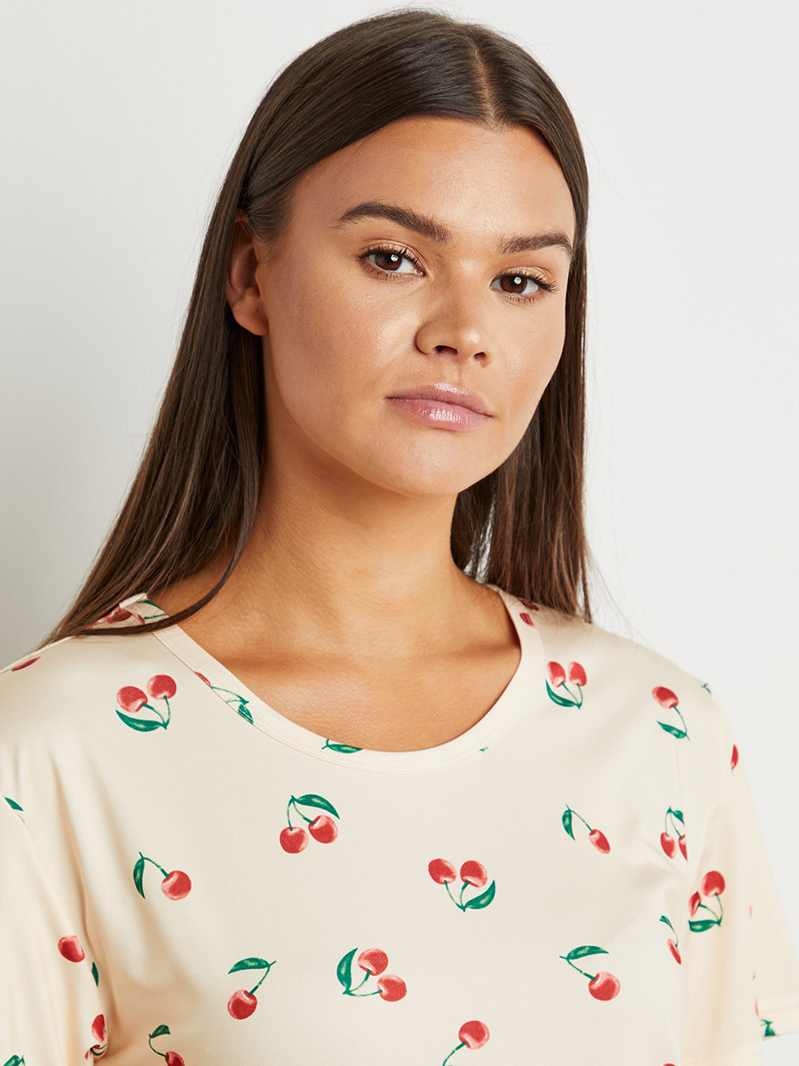 Styli Cherry Print Round Neck T-shirt and Pyjama Set-women-clothing-nightwear-pyjamas-longsets-image-4