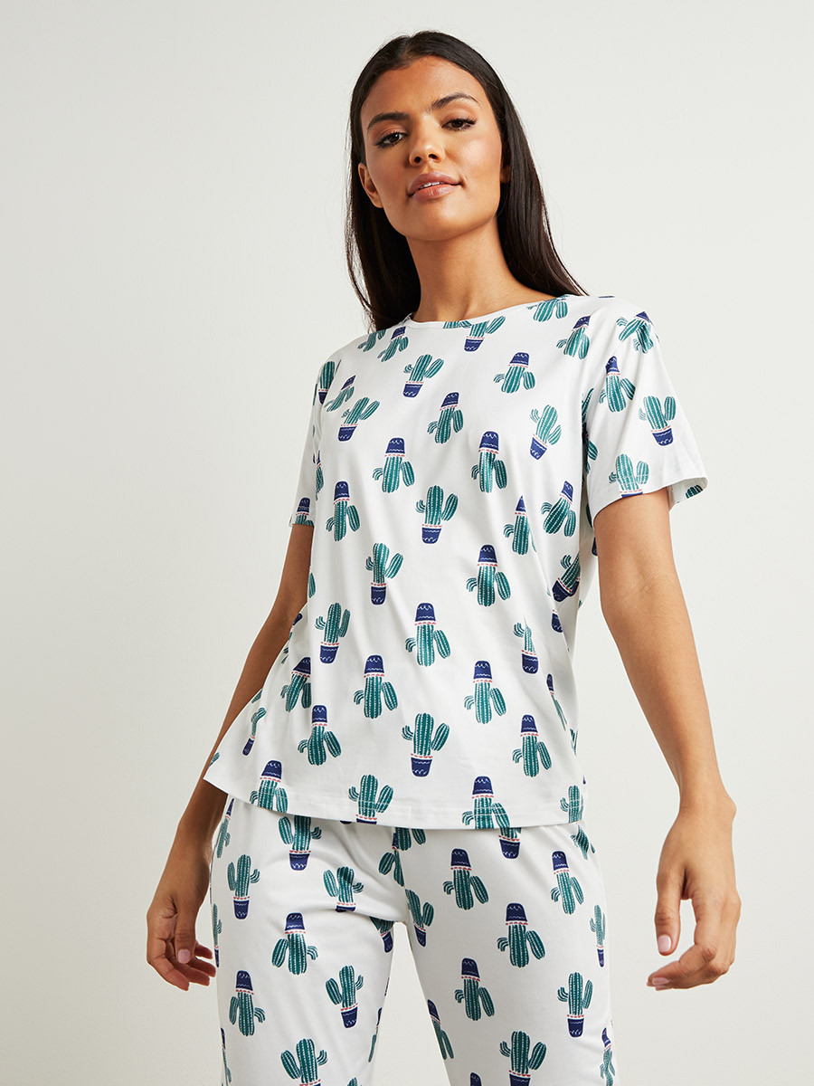 مجموعة من تيشيرت وبنطلون بيجاما مطبوعة من ستايلي-women-clothing-nightwear-pyjamas-longsets-image-2