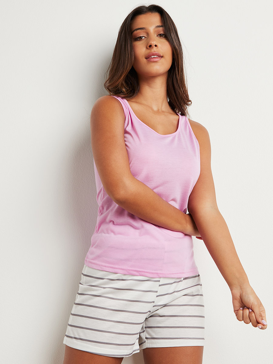 مجموعة من بلوزة سادة وشورت مضلع من ستايلي-women-clothing-nightwear-pyjamas-longsets-image-1