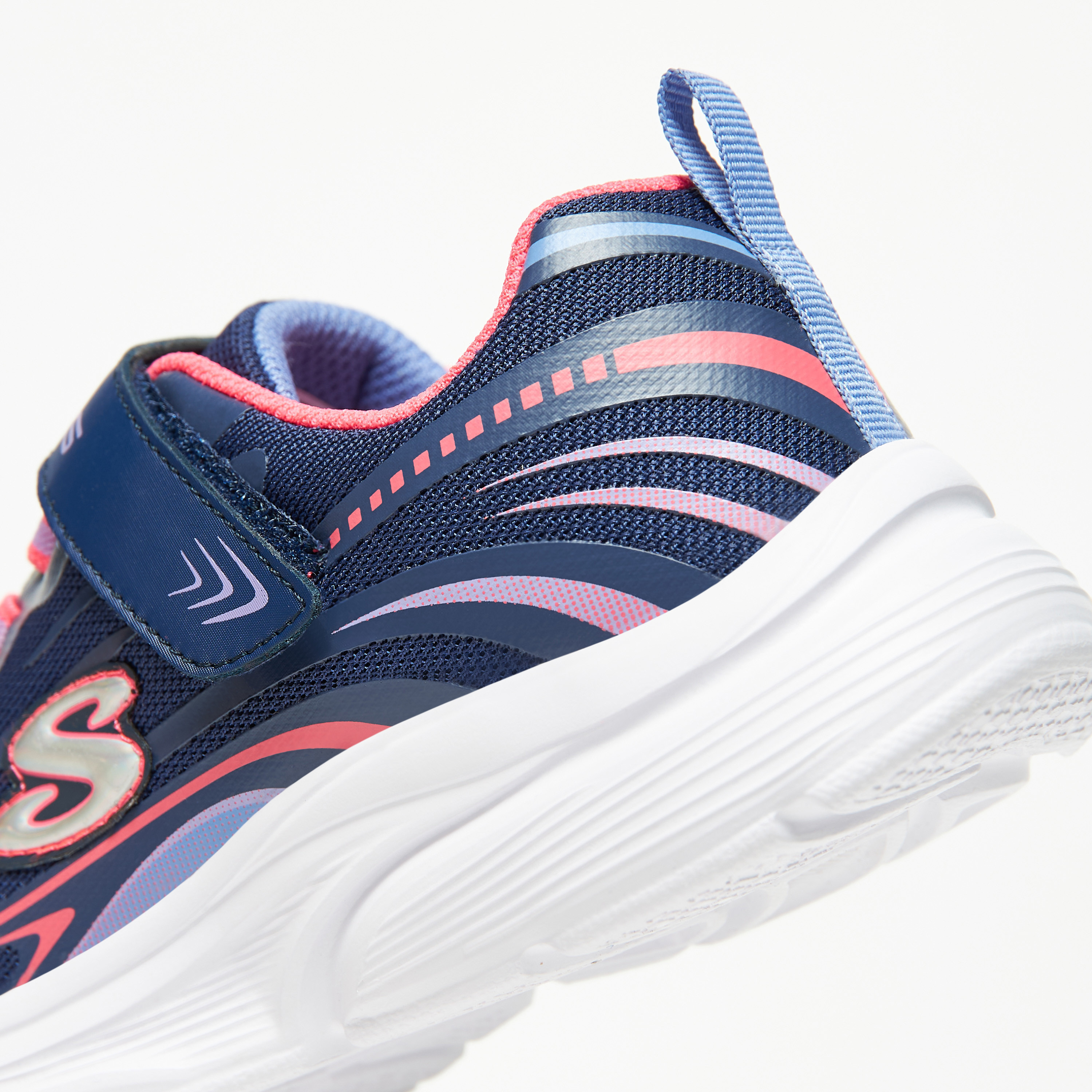 سكيتشرز حذاء رياضي ويفي لايتس مضيء ميموري فوم كاحل منخفض للبنات 303520L-AQPK | OE-girls-shoes-sneakers-image-8