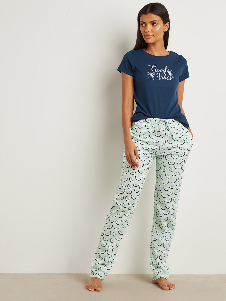 Styli Cotton Good Vibes Slogan Printed T-shirt and Pyjama Set-women-clothing-nightwear-pyjamas-longsets-image-1