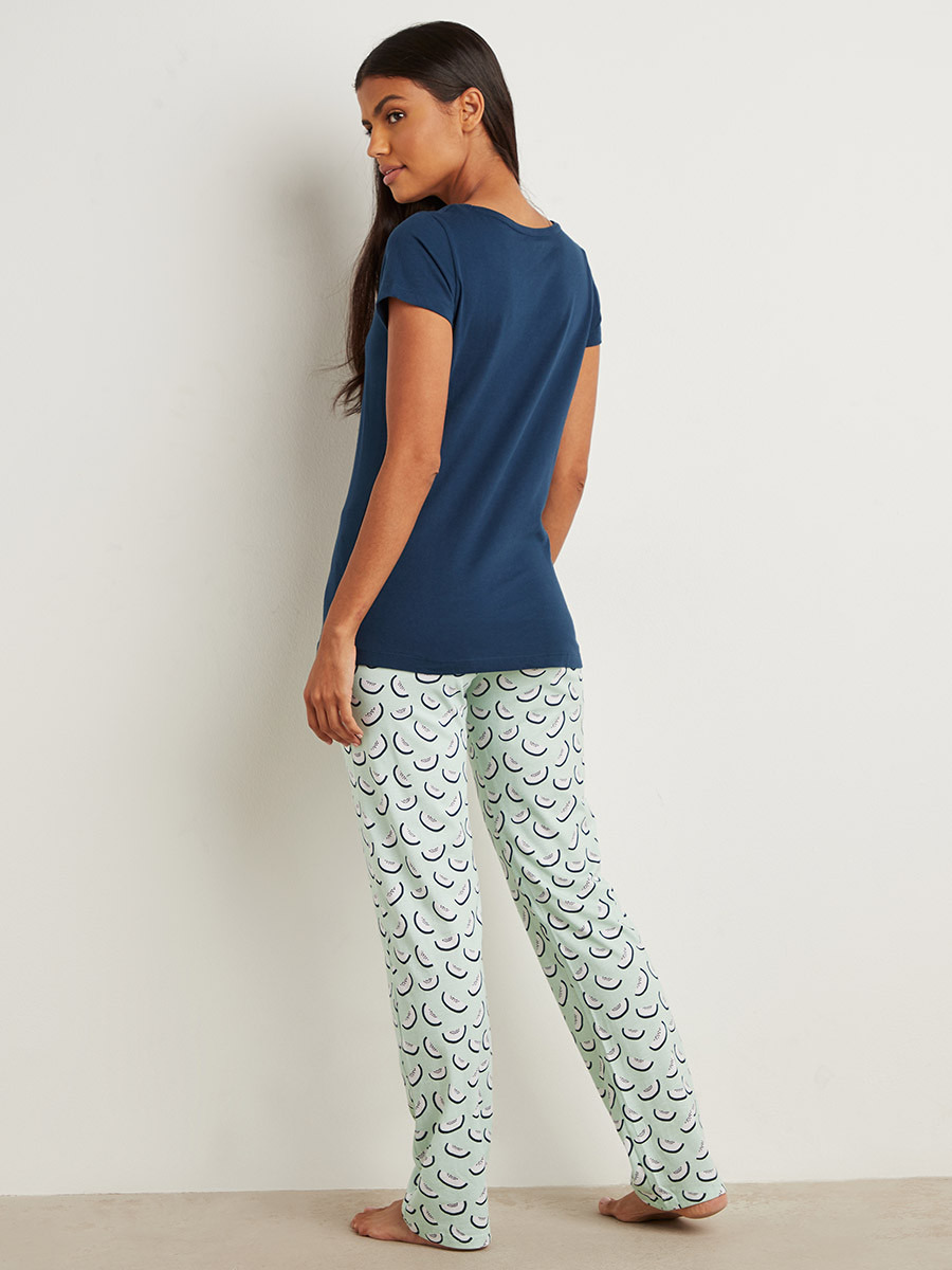 Styli Cotton Good Vibes Slogan Printed T-shirt and Pyjama Set-women-clothing-nightwear-pyjamas-longsets-image-6