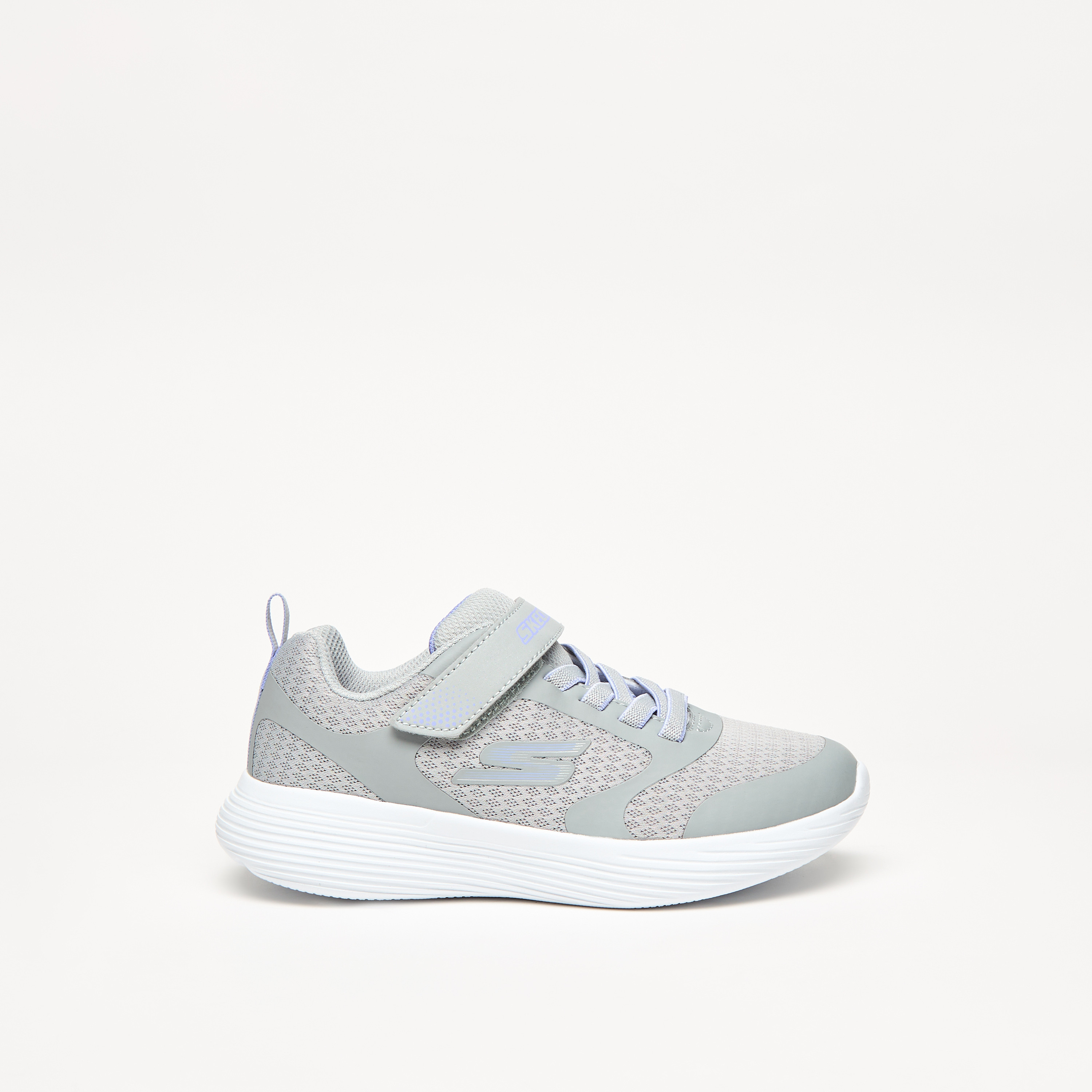 حذاء جري جو رن 400 ڤي2 بنعل مبطّن وشريط لاصق للبنات من سكتشرز -girls-shoes-sneakers-image-4