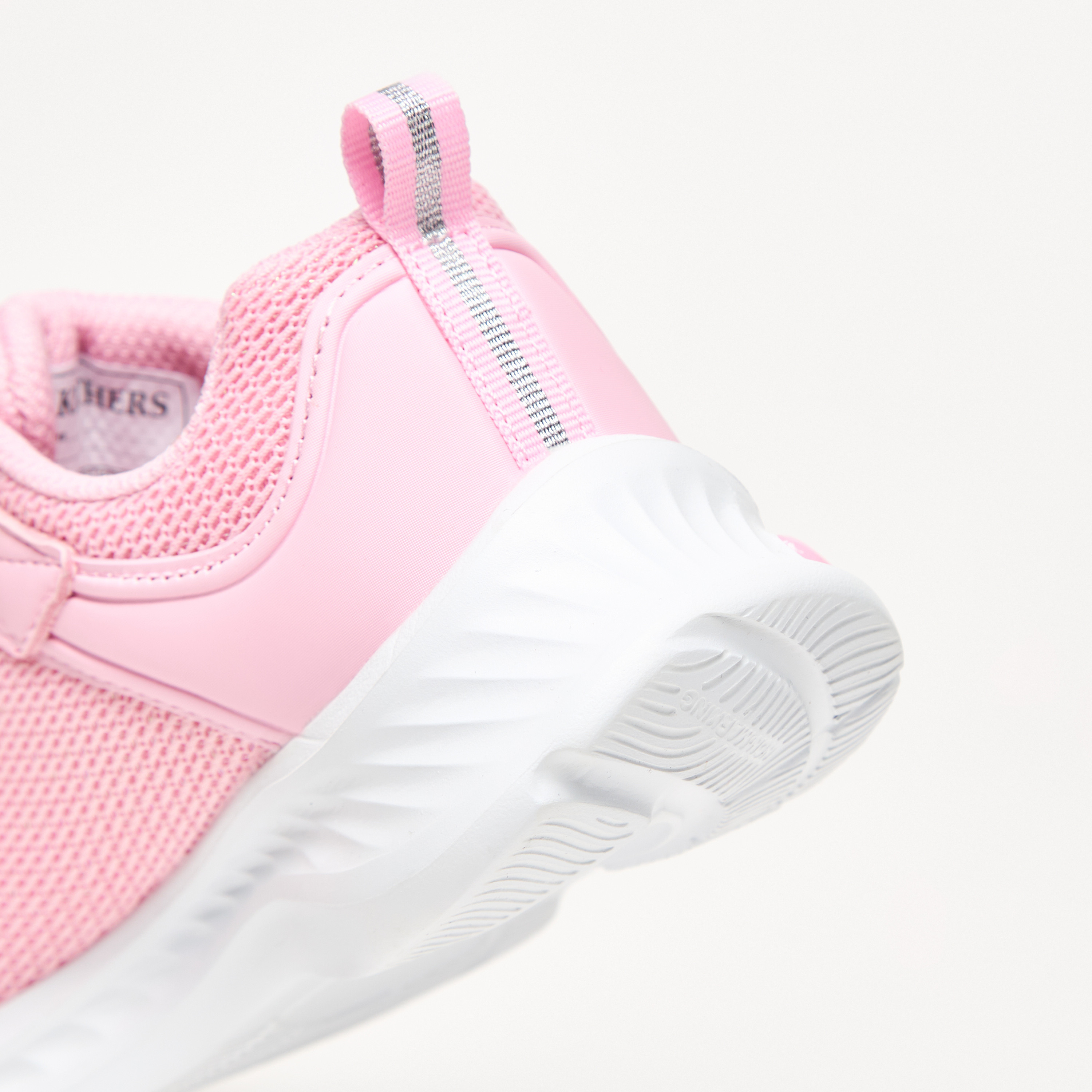 حذاء سنيكرز برباط إغلاق وكاحل منخفض للبنات من سكيتشرز-girls-shoes-sneakers-image-24
