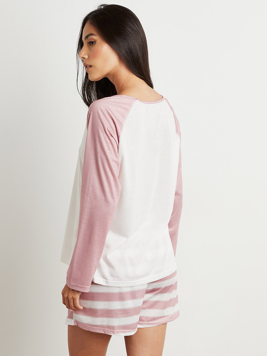 Styli Contrast Raglan Sleeves T-shirt and Striped Shorts Set-women-clothing-nightwear-pyjamas-longsets-image-4