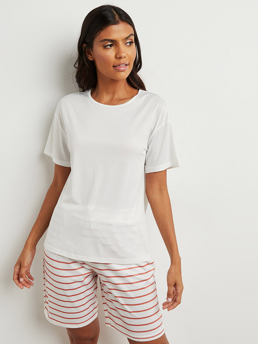 مجموعة من تيشيرت سادة وشورت مخطط من ستايلي-women-clothing-nightwear-pyjamas-longsets-image-5