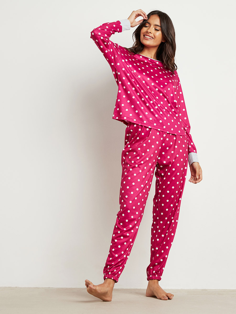 مجموعة من تيشيرت بأكمام طويلة وبنطلون بيجاما من ستايلي-women-clothing-nightwear-pyjamas-bottoms-image-1