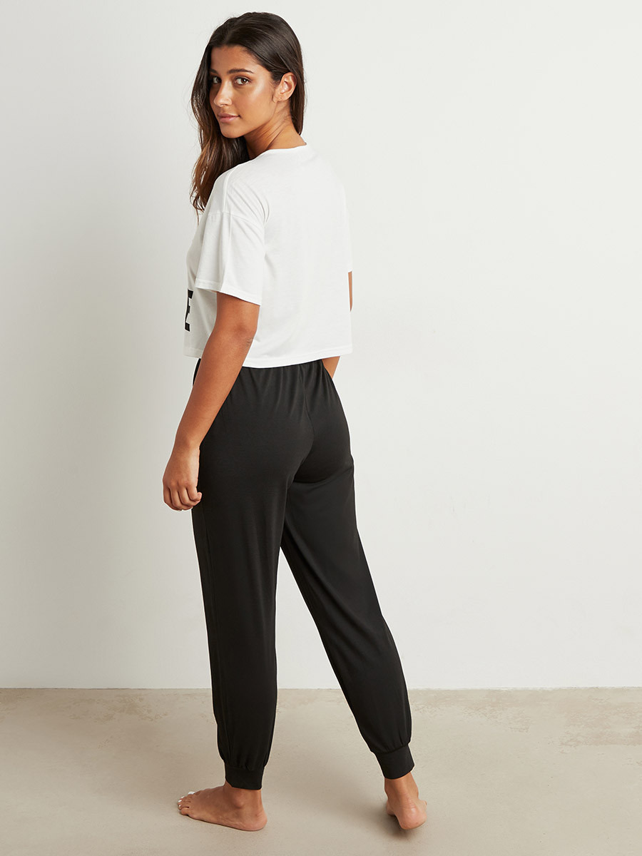 مجموعة من تيشيرت مطبوع وبنطلون بيجاما من ستايلي-women-clothing-nightwear-pyjamas-longsets-image-2