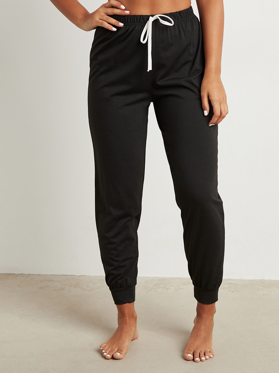 مجموعة من تيشيرت مطبوع وبنطلون بيجاما من ستايلي-women-clothing-nightwear-pyjamas-bottoms-image-3