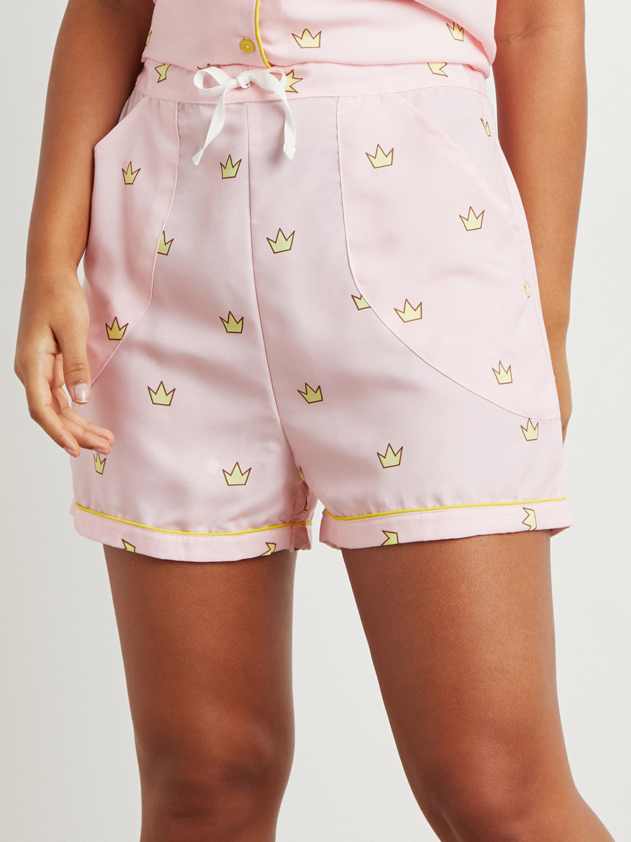 مجموعة من قميص مطبوع وشورت-women-clothing-nightwear-pyjamas-bottoms-image-4