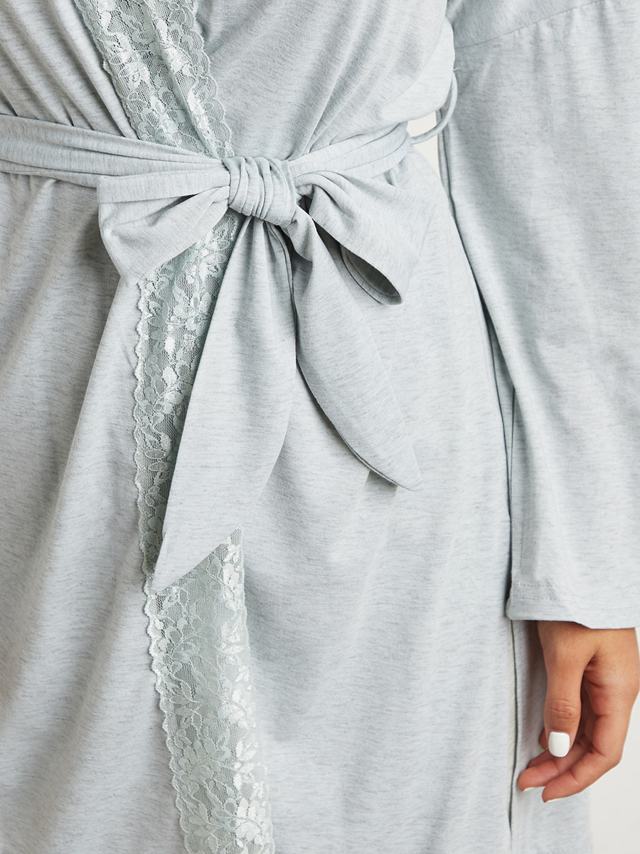 روب بتفاصيل دانتيل من ستايلي-women-clothing-nightwear-robes-image-4