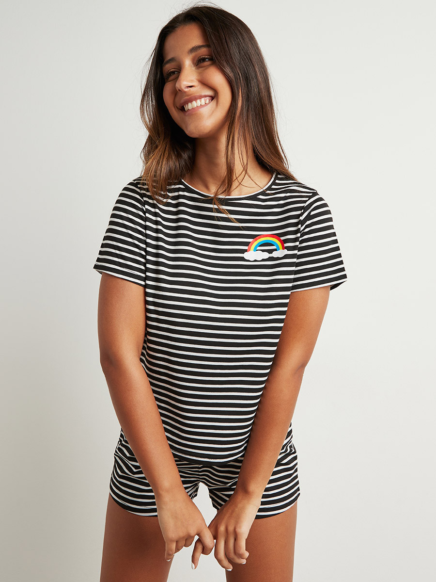 مجموعة من تيشيرت مطبوع وشورت من ستايلي-women-clothing-nightwear-pyjamas-bottoms-image-2