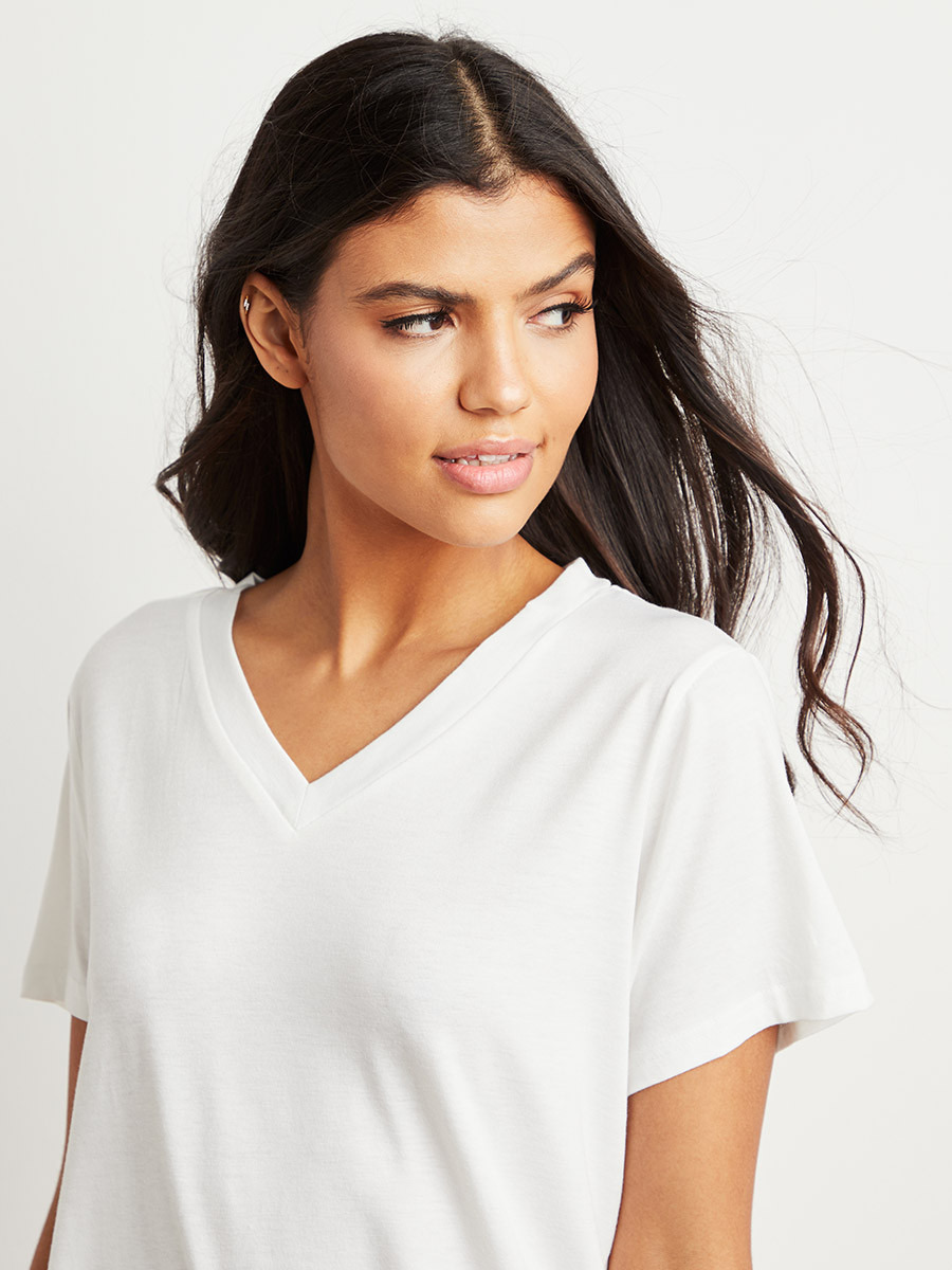 مجموعة من تيشيرت وبنطلون كابري من ستايلي-women-clothing-nightwear-pyjamas-bottoms-image-2