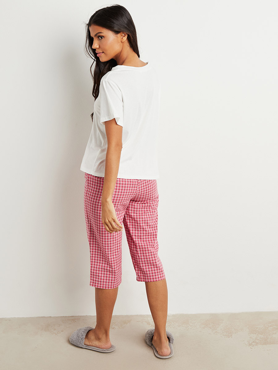 مجموعة من تيشيرت وبنطلون كابري من ستايلي-women-clothing-nightwear-pyjamas-bottoms-image-5
