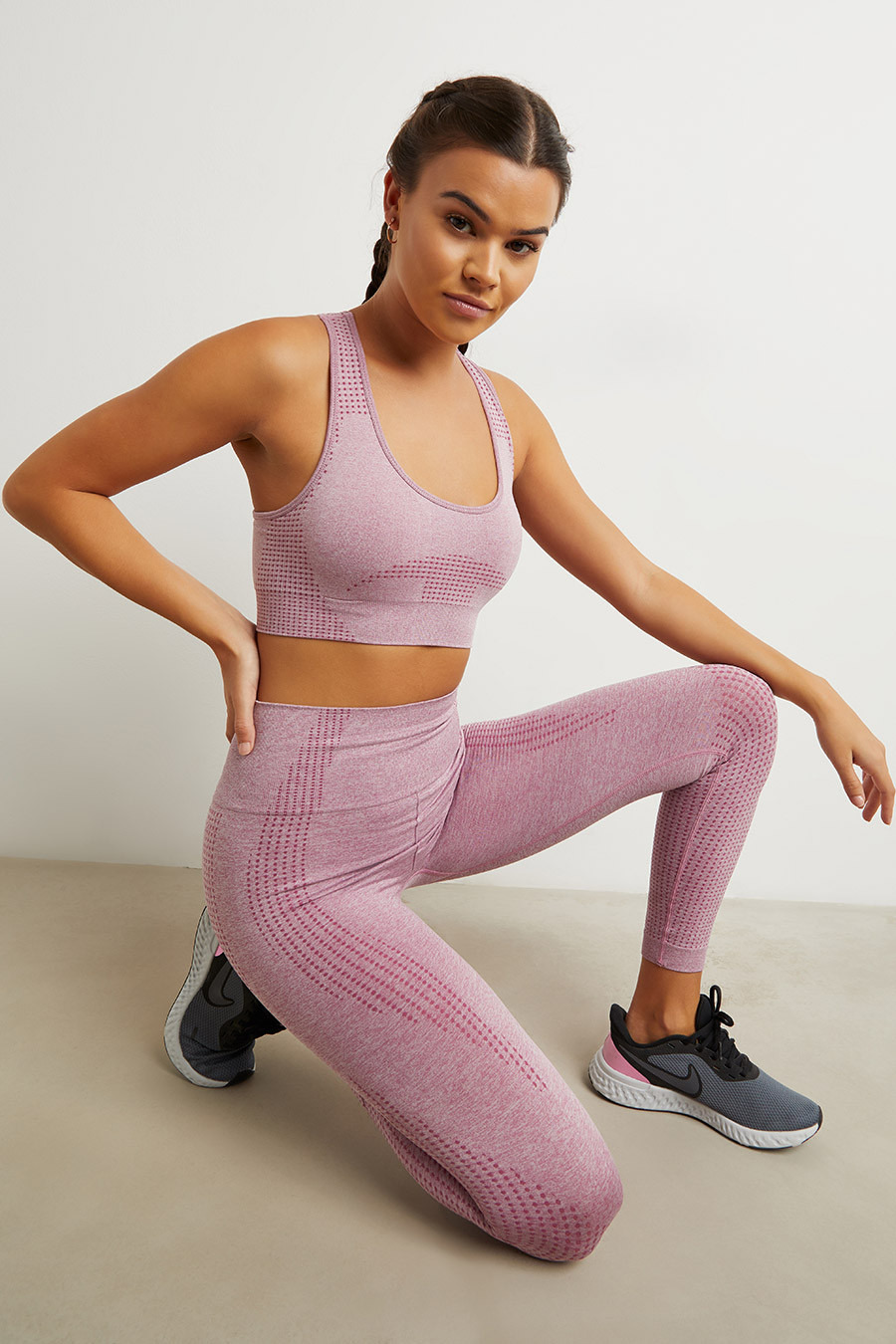 صدرية رياضية مطبوعة من ستايلي-women-clothing-sportswearandactivewear-sportsbras-image-4