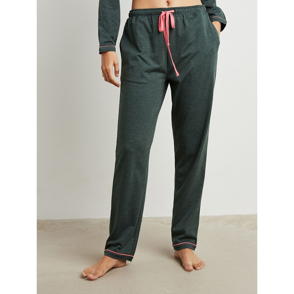 مجموعة من قميص وبنطلون بيجاما من ستايلي-women-clothing-nightwear-pyjamas-longsets-image-3