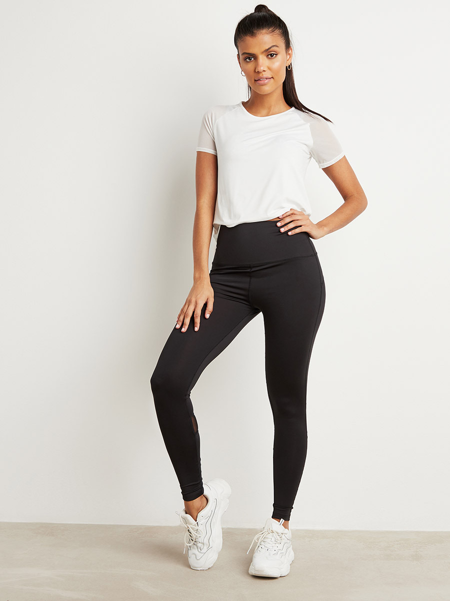 Styli Back Cut Out Detail Activewear Top-sports-women-clothing-tshirtsandvests-image-2