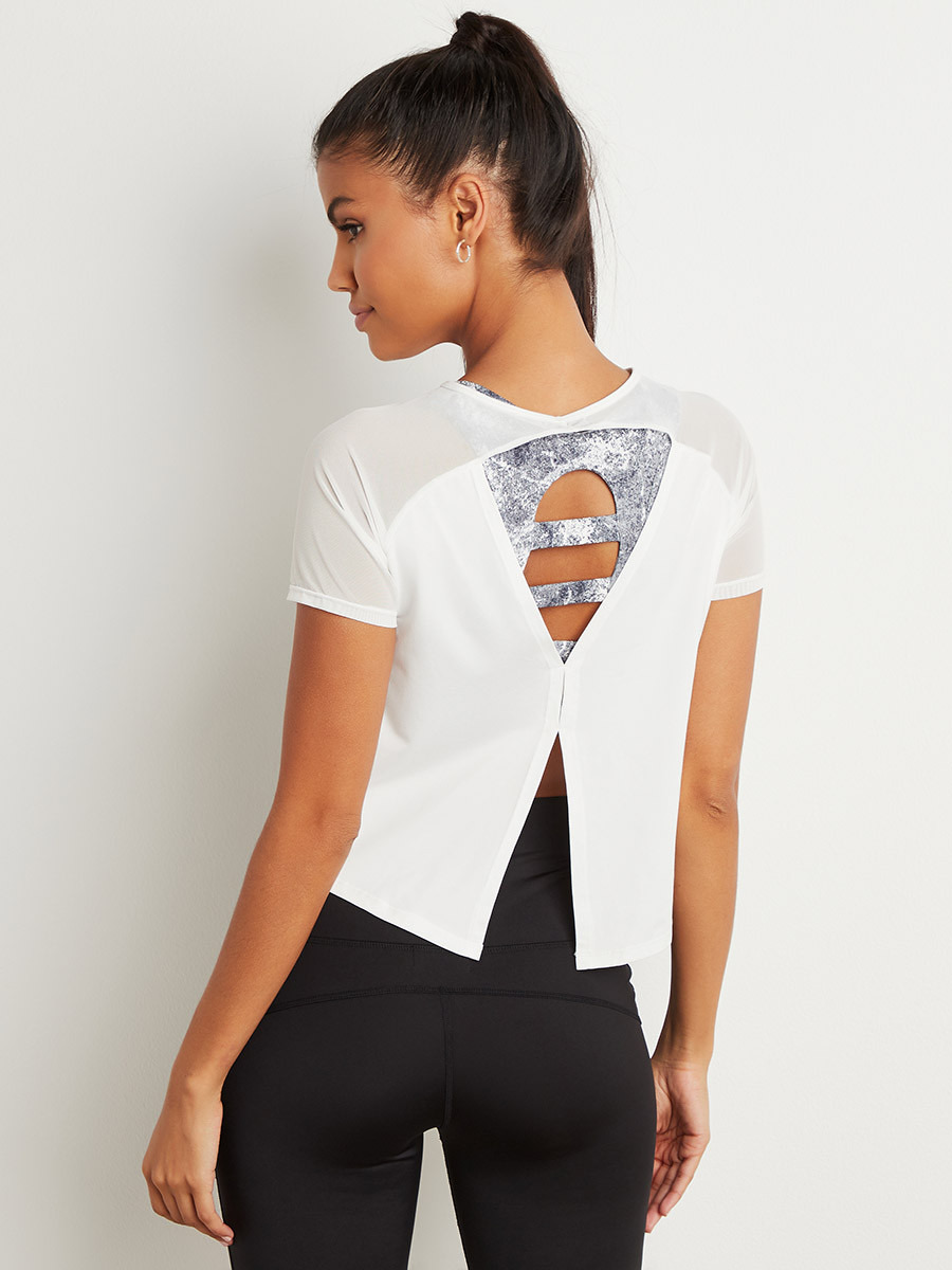 Styli Back Cut Out Detail Activewear Top-sports-women-clothing-tshirtsandvests-image-3