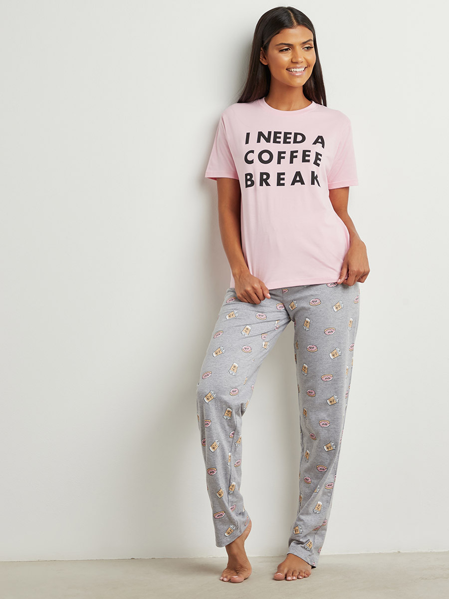مجموعة من تيشيرت مطبوع وبنطلون بيجاما-women-clothing-nightwear-pyjamas-bottoms-image-1
