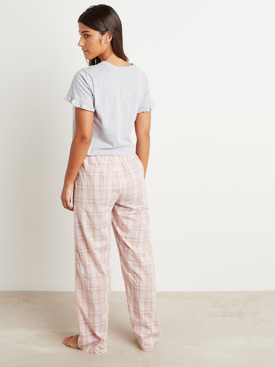 مجموعة من تيشيرت بكشكش وبنطلون بيجاما من ستايلي-women-clothing-nightwear-pyjamas-bottoms-image-3