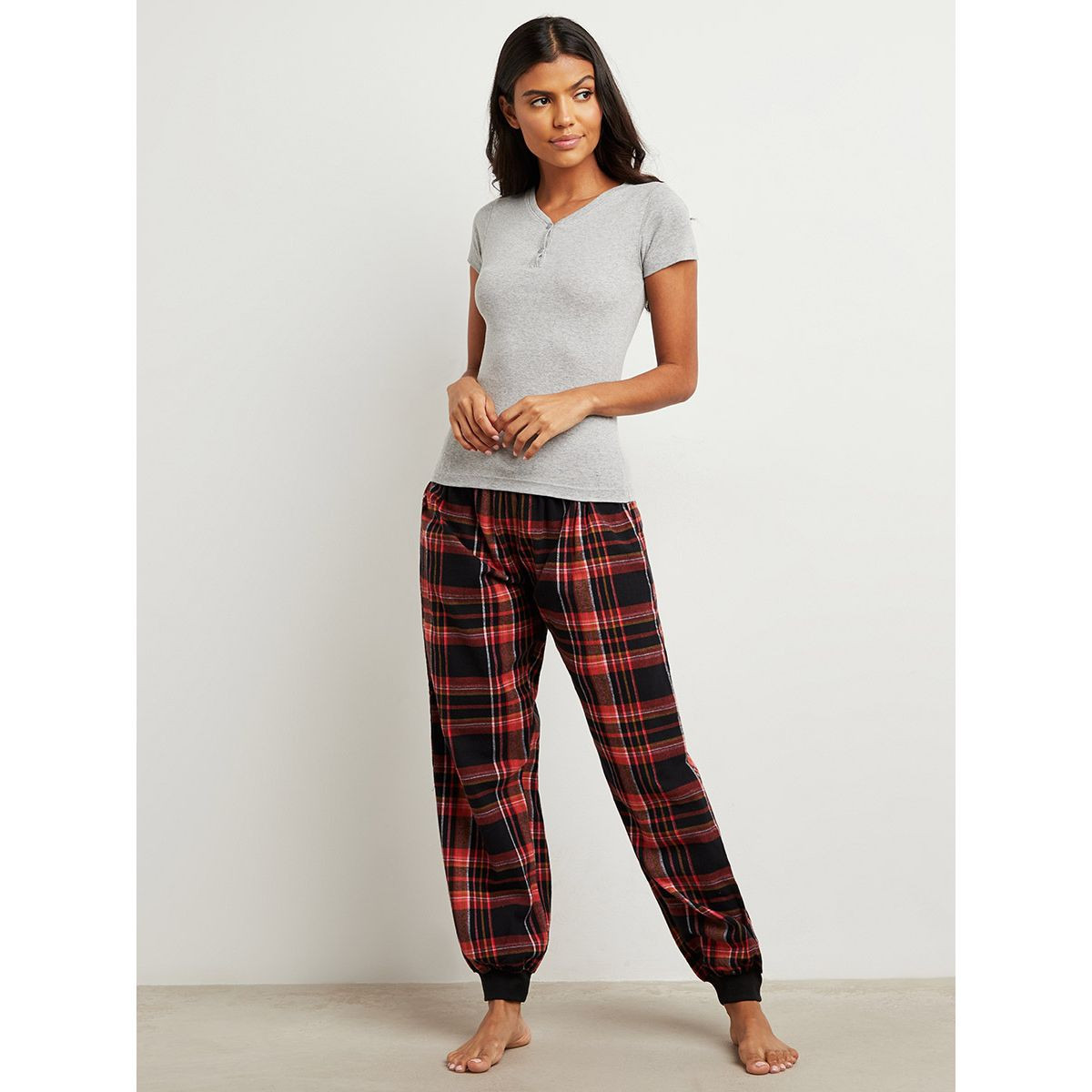 Styli Cotton Henley Short Sleeves T-shirt and Check Cuff Pyjama Set-women-clothing-nightwear-pyjamas-longsets-image-6