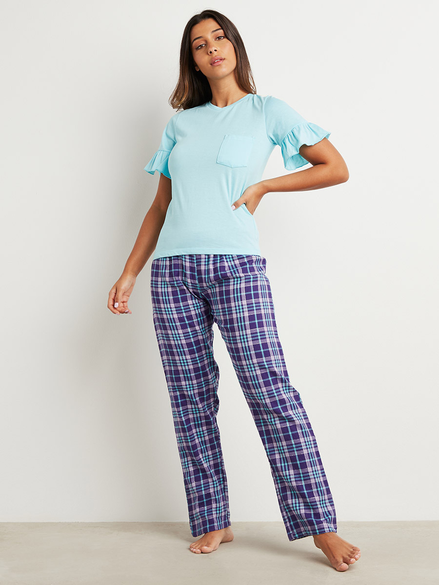 مجموعة من تيشيرت بكشكش وبنطلون بجاما من ستايلي-women-clothing-nightwear-pyjamas-longsets-image-1