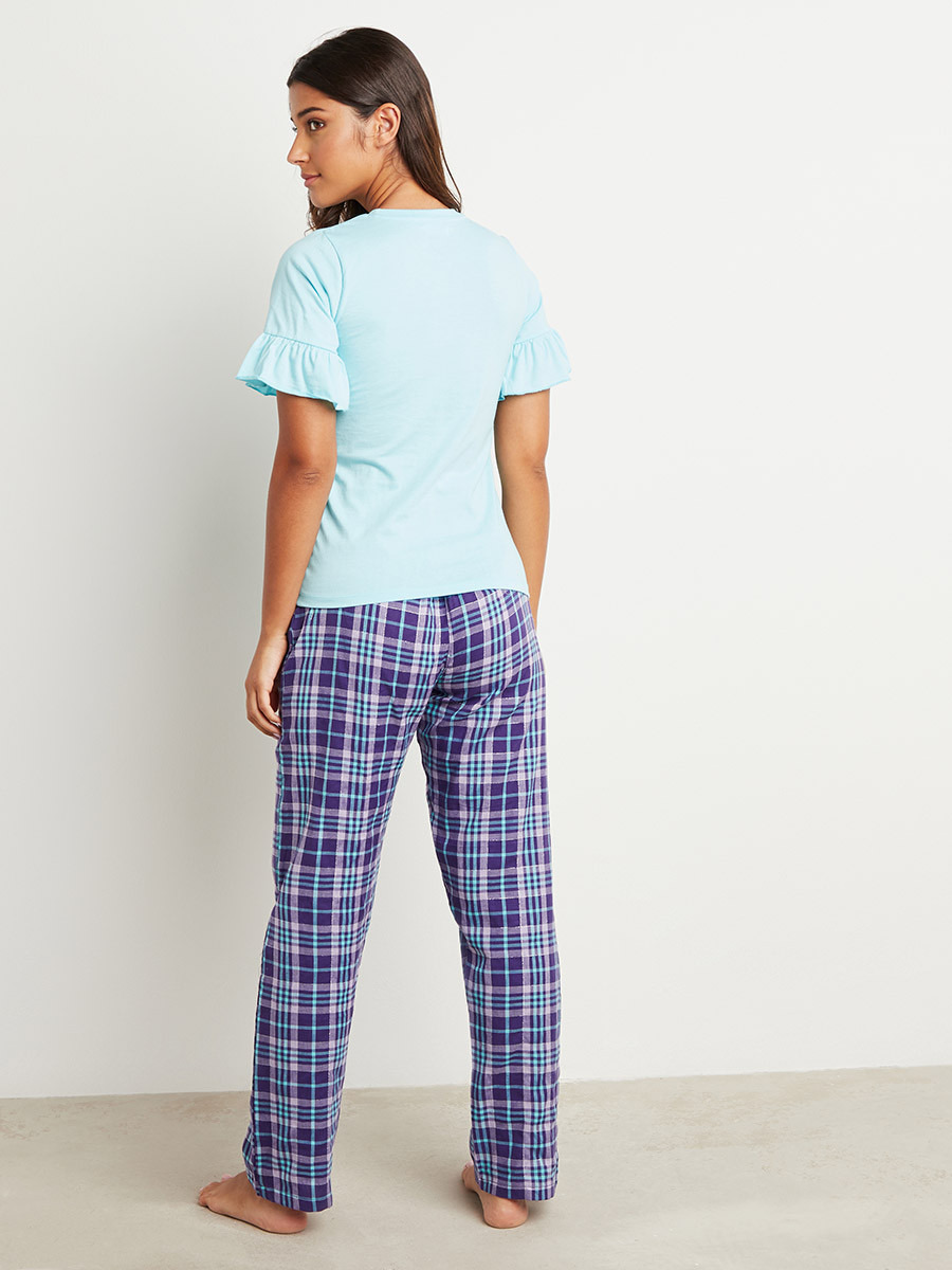 مجموعة من تيشيرت بكشكش وبنطلون بجاما من ستايلي-women-clothing-nightwear-pyjamas-longsets-image-4