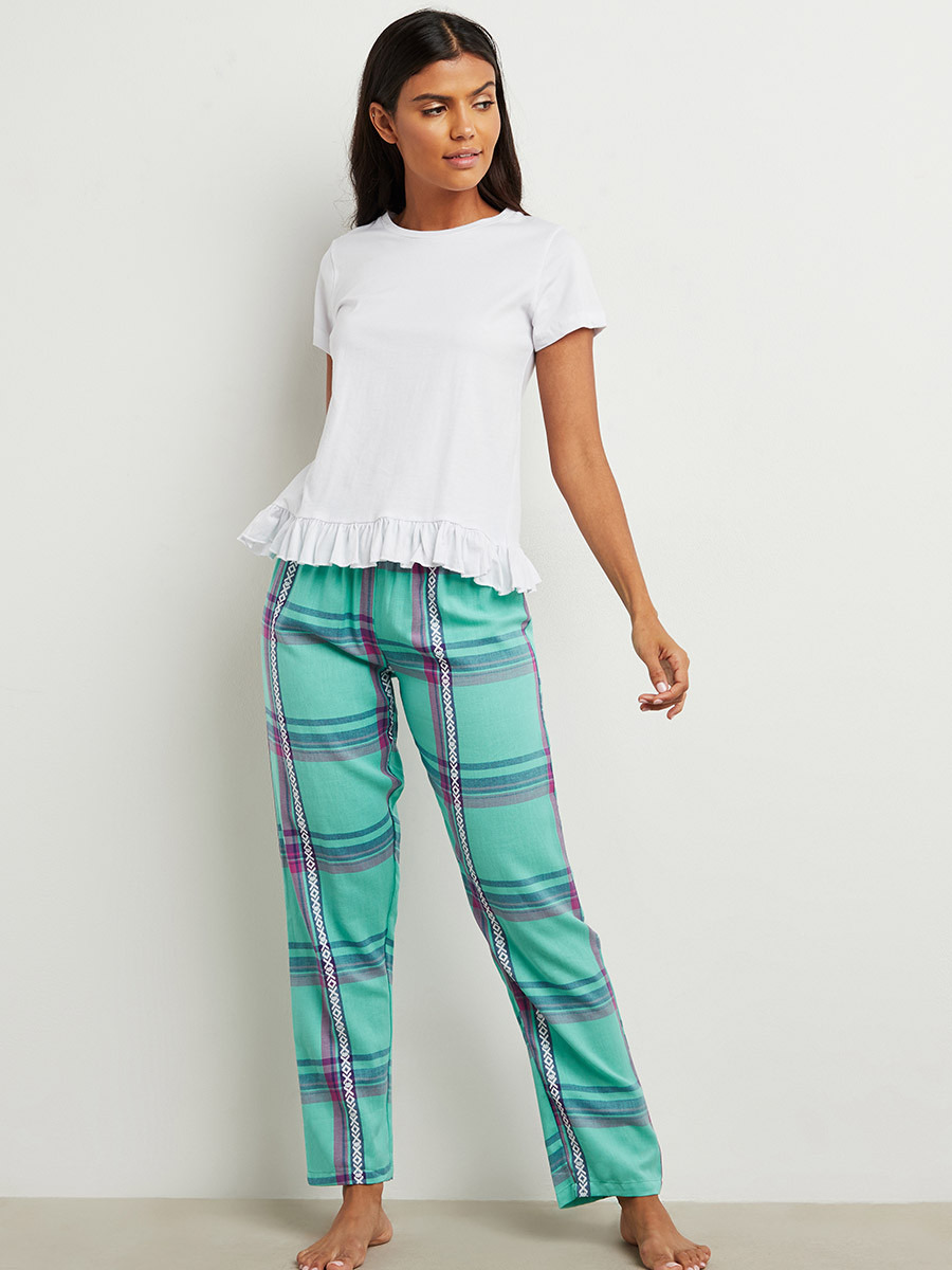 مجموعة من تيشيرت وبنطلون بيجاما مطبوع من ستايلي-women-clothing-nightwear-pyjamas-bottoms-image-1