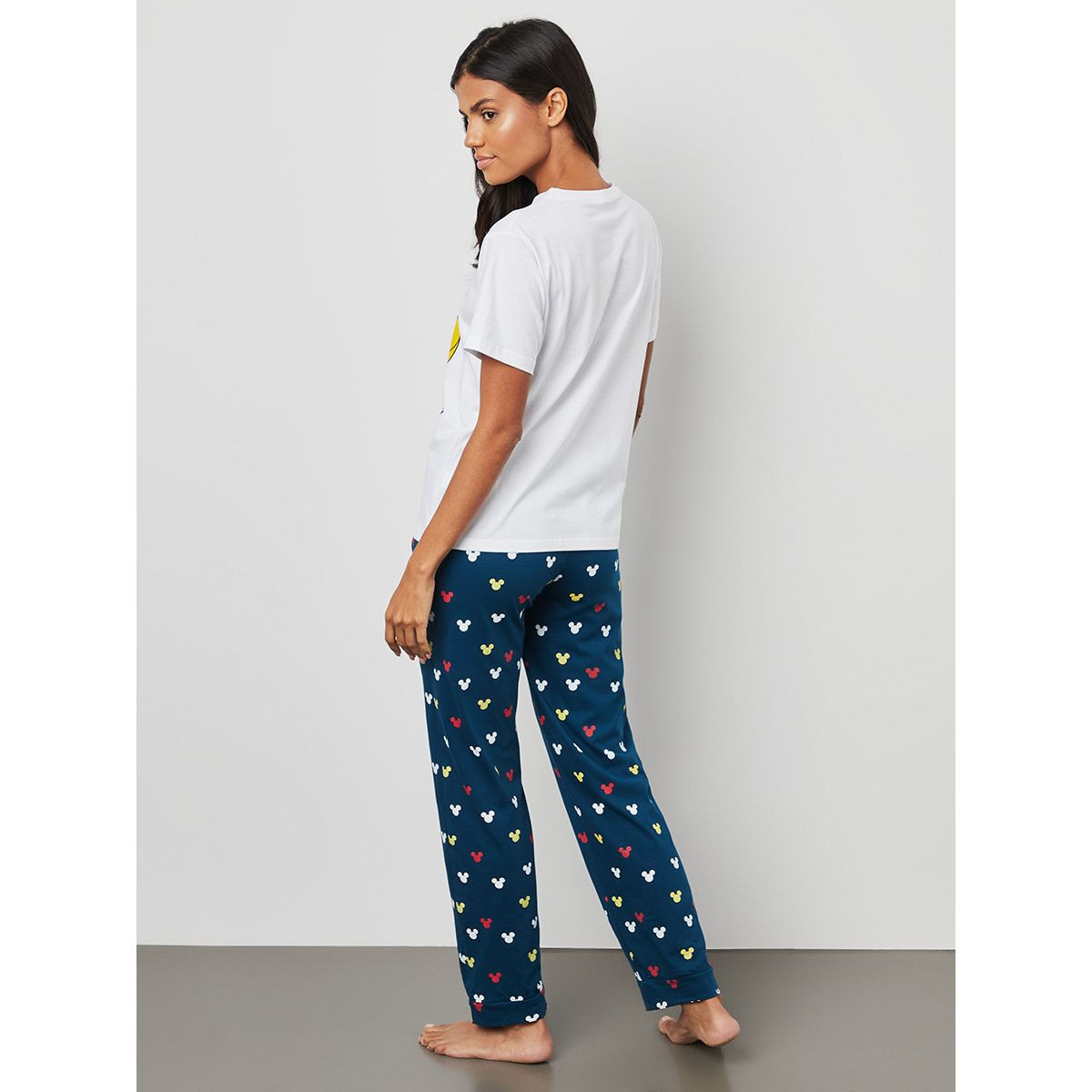طقم بيجاما (تيشيرت + بنطال) من ستايلي-women-clothing-nightwear-pyjamas-longsets-image-6