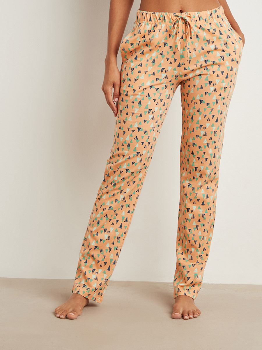 Styli Cotton Weekend Slogan Printed T-shit and Straight Pyjama Set-women-clothing-nightwear-pyjamas-longsets-image-4