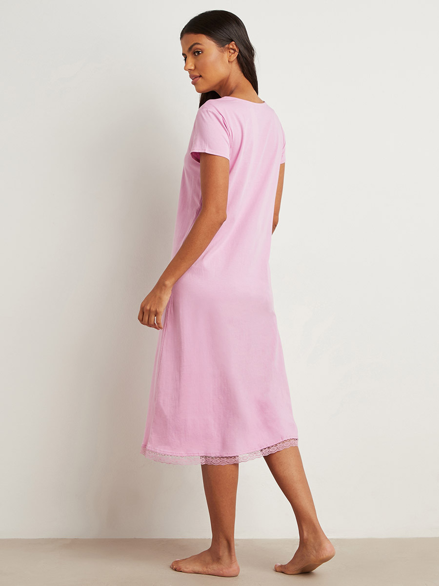فستان نوم بكسرات وتفاصيل دانتيل من ستايلي-women-clothing-nightwear-nighties-image-4