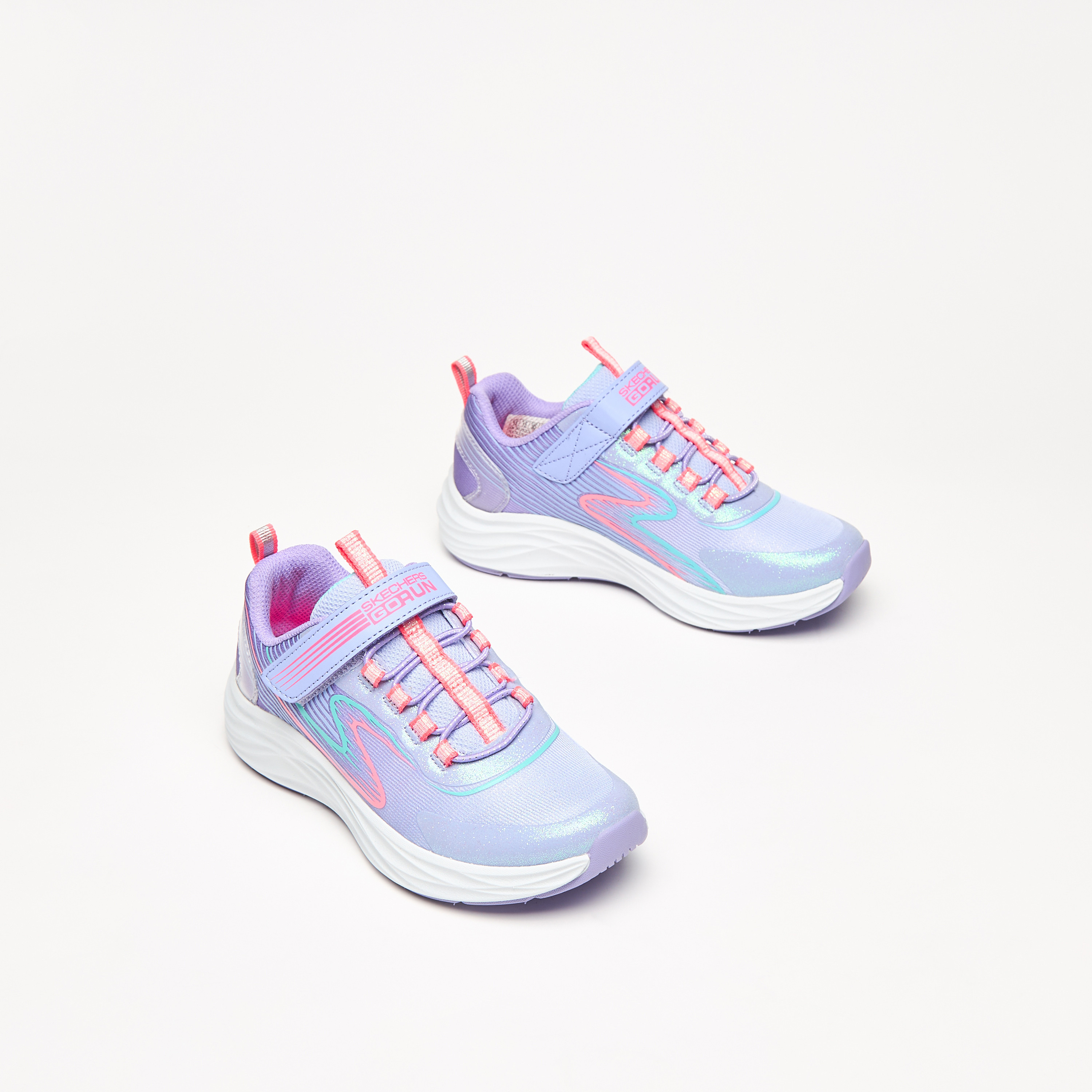 حذاء جري جو-رن أكسيليريت بشريط لاصق للبنات من سكتشرز-girls-shoes-sneakers-image-9